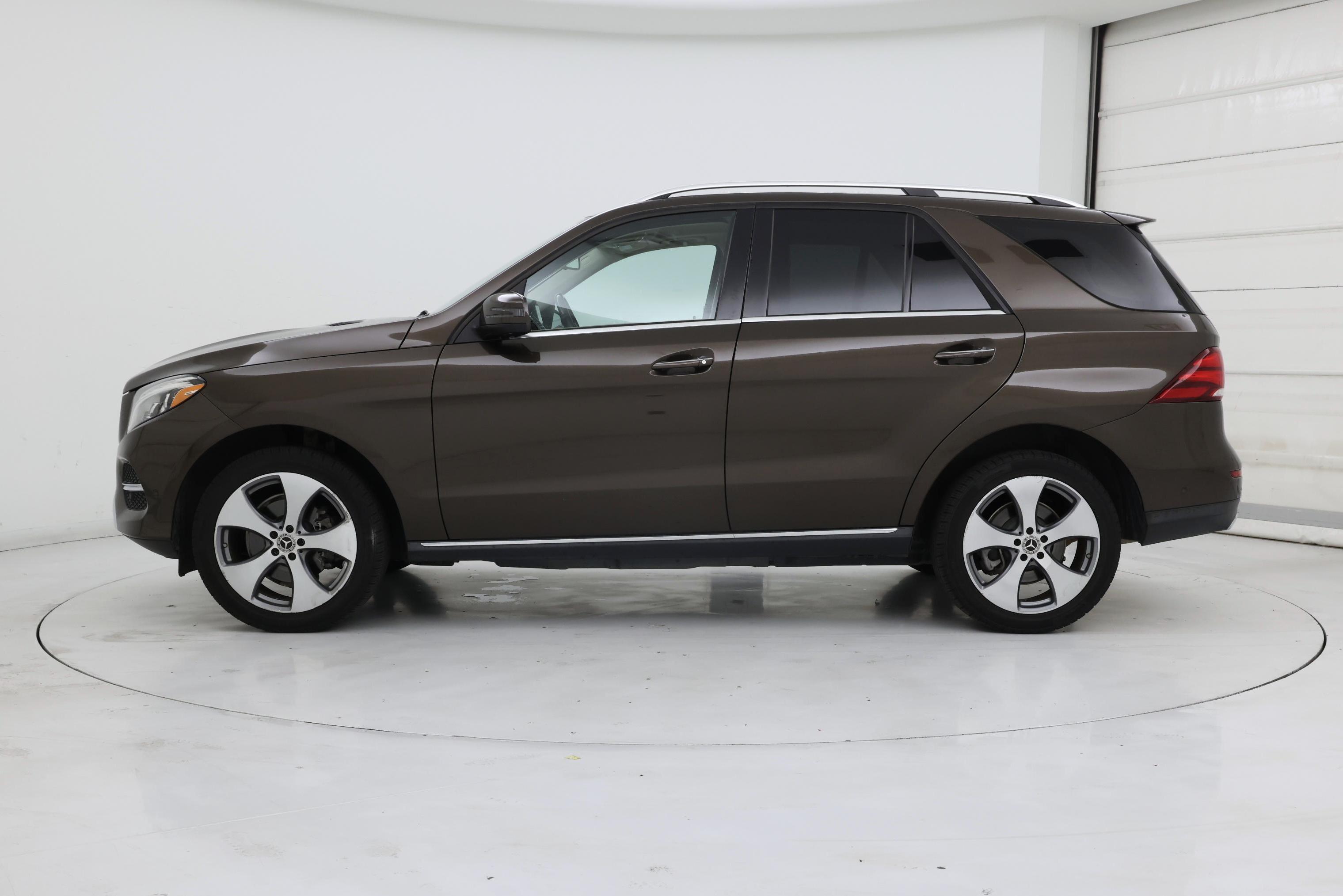 Thumbnail: 2018 Mercedes-Benz GLE - 3