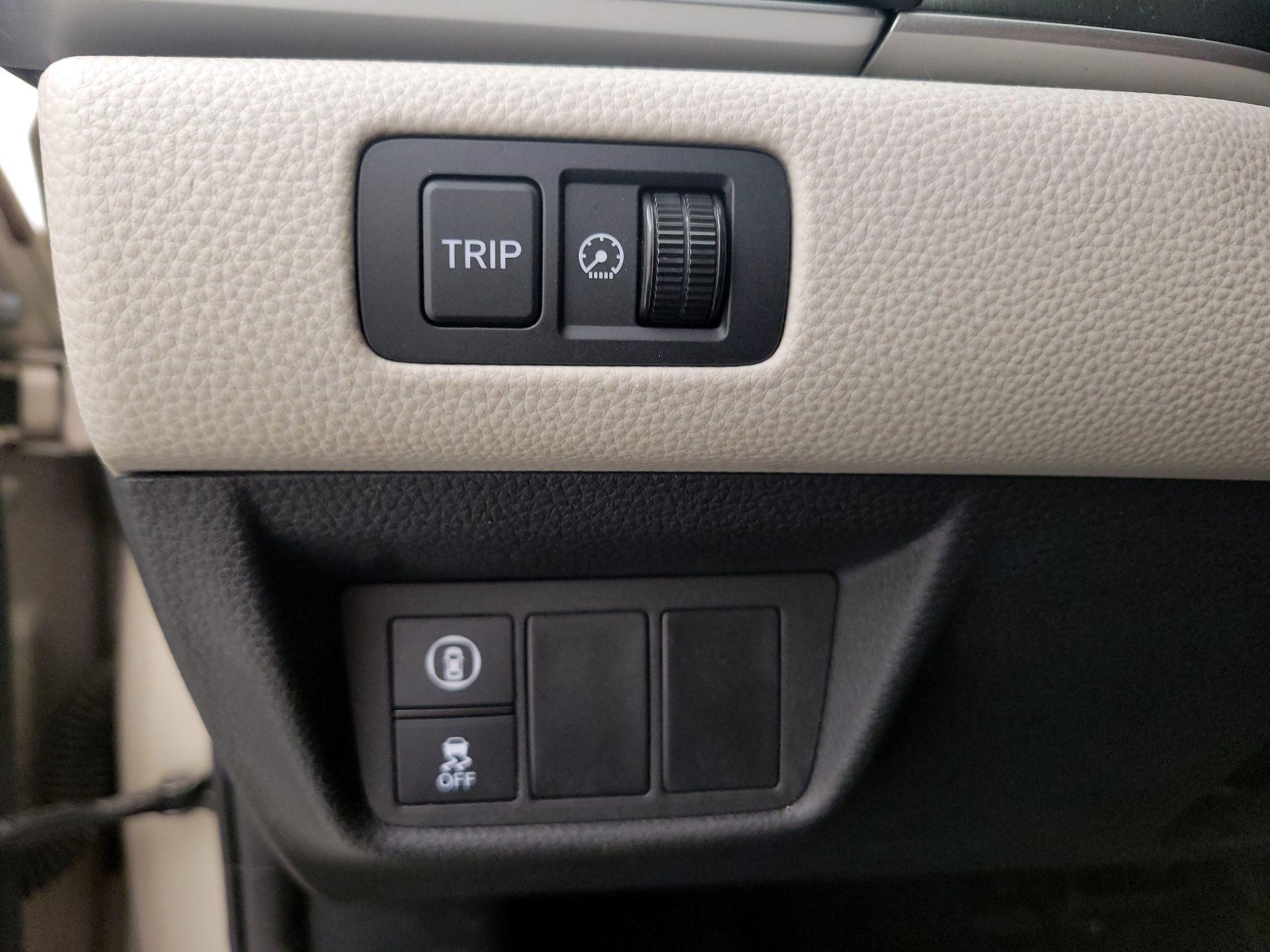 Thumbnail: 2018 Honda Accord - 13