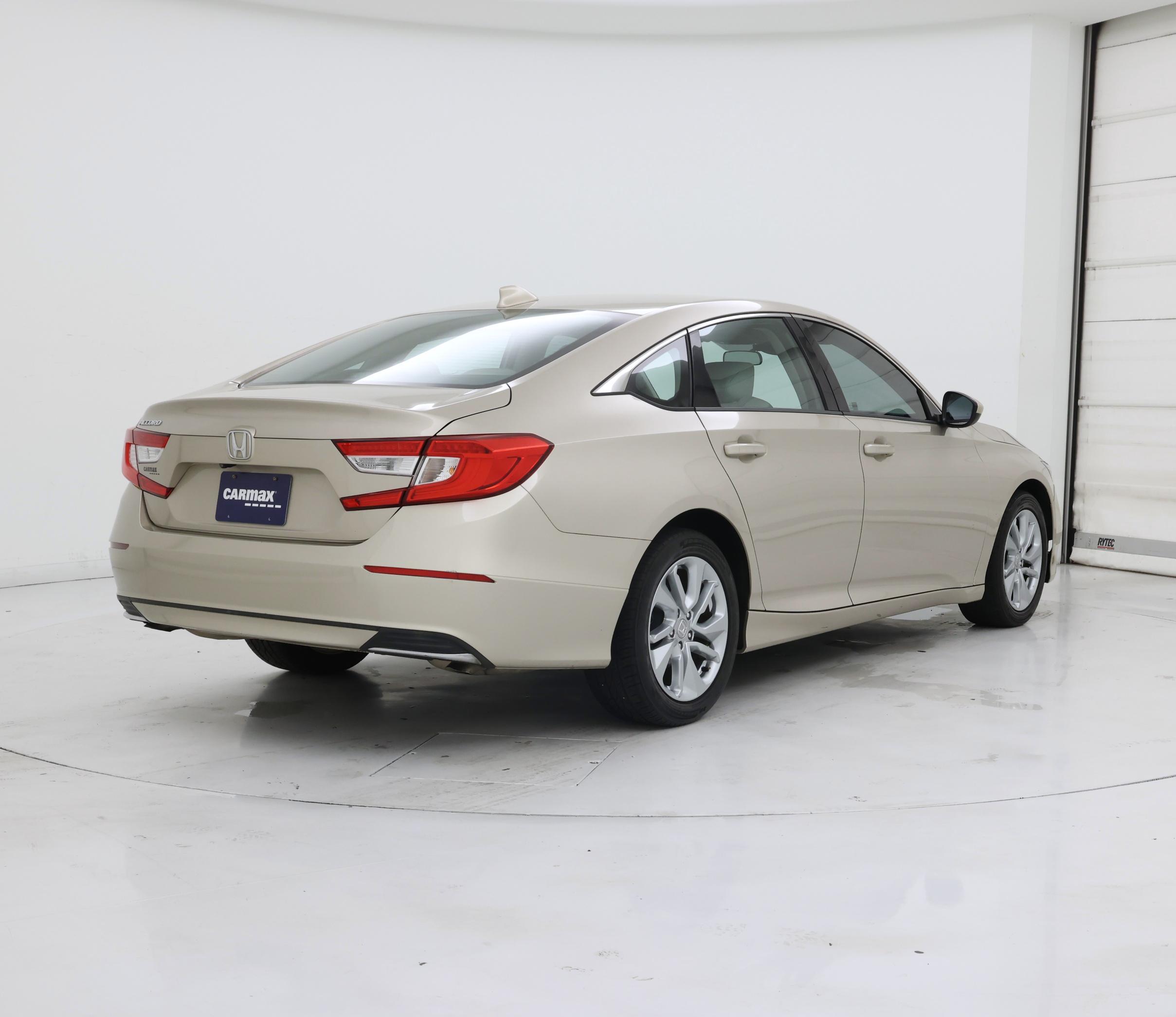 Thumbnail: 2018 Honda Accord - 8