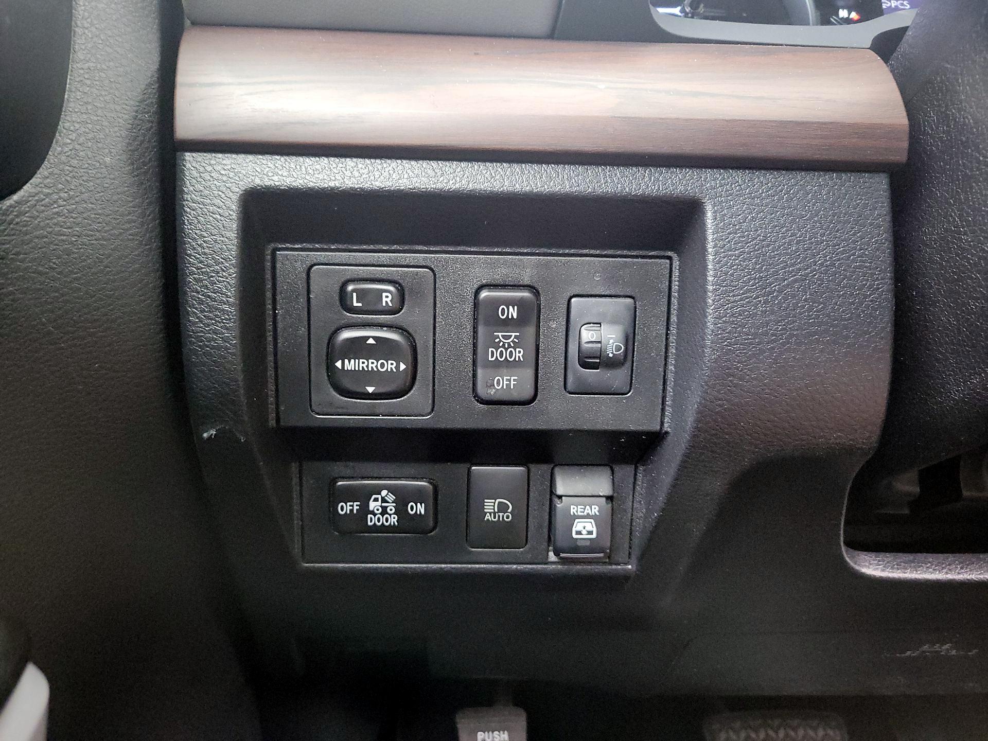 Thumbnail: 2020 Toyota Tundra - 13