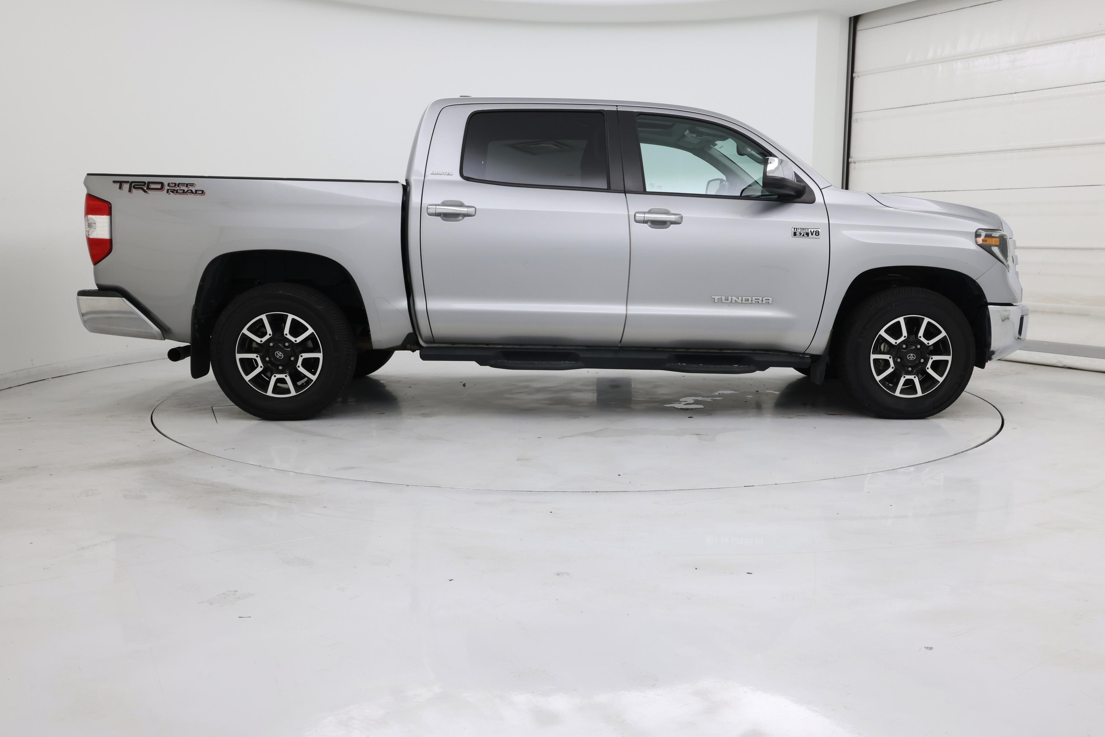 Thumbnail: 2020 Toyota Tundra - 7