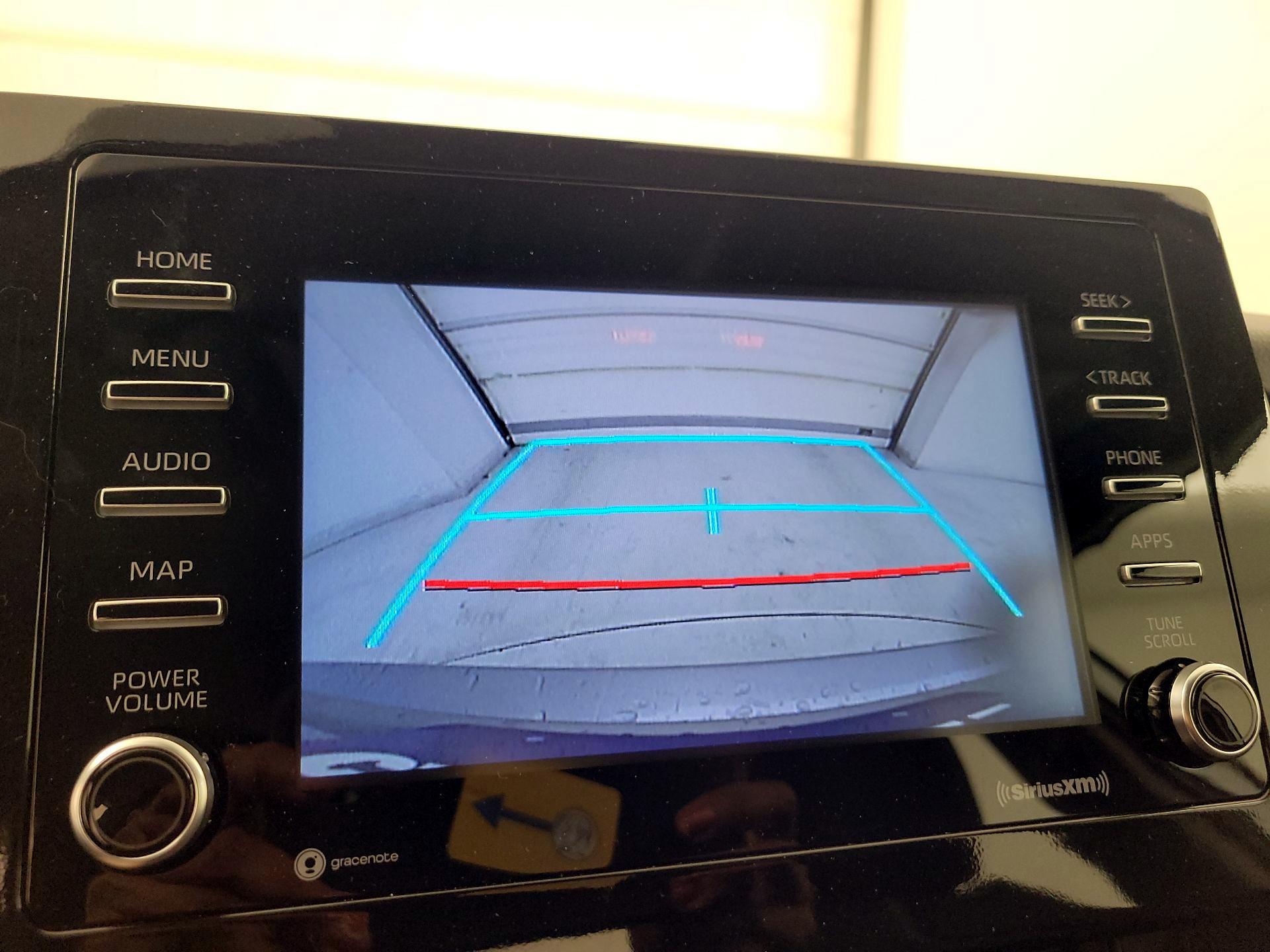 Thumbnail: 2022 Toyota Camry - 14