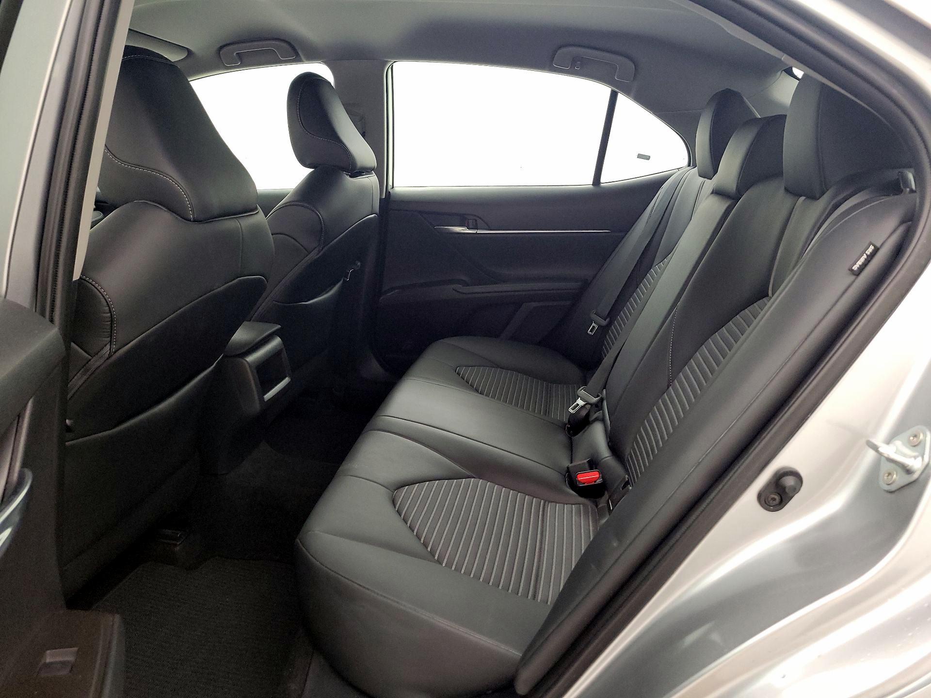 Thumbnail: 2022 Toyota Camry - 19