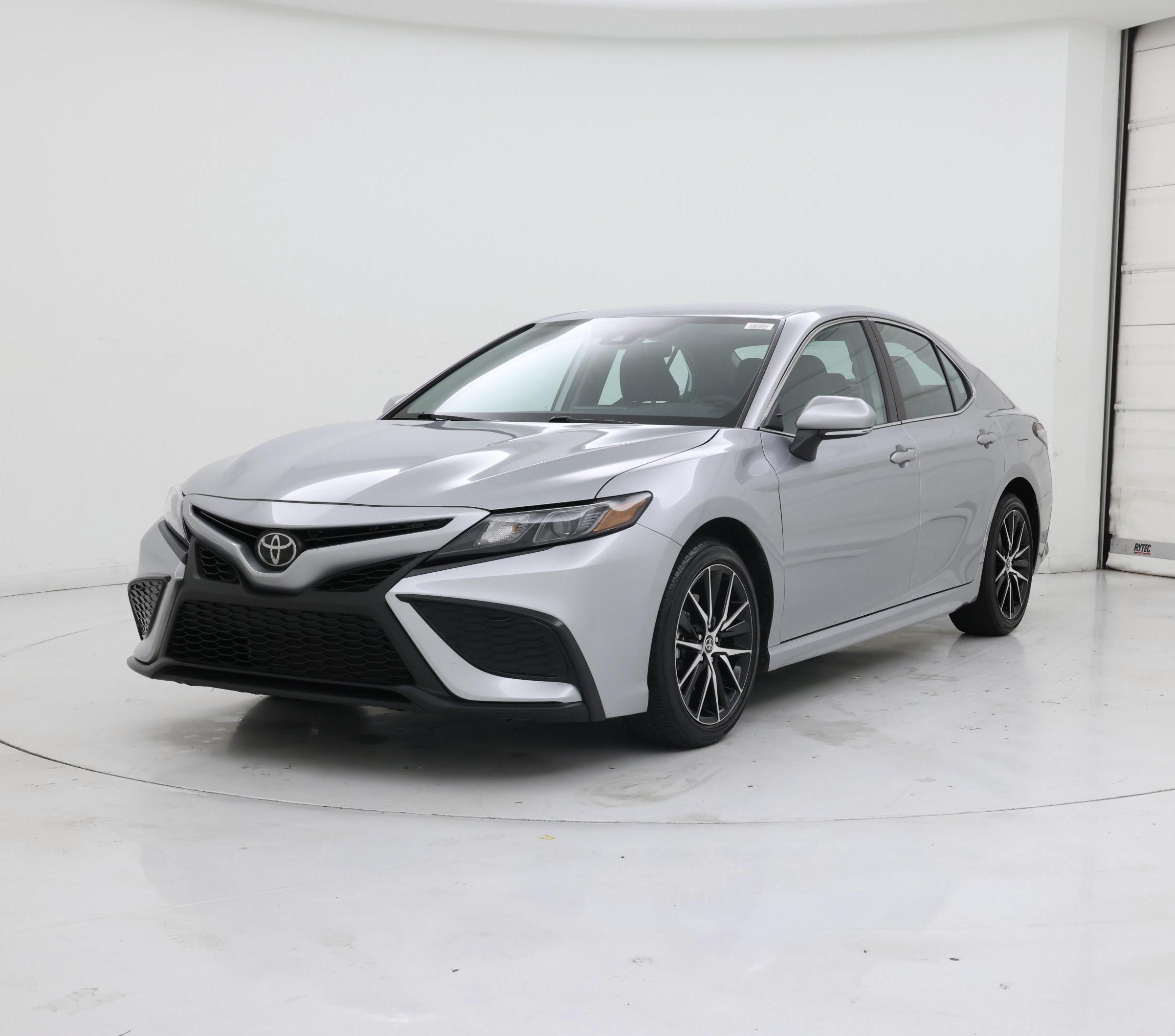 Thumbnail: 2022 Toyota Camry - 4