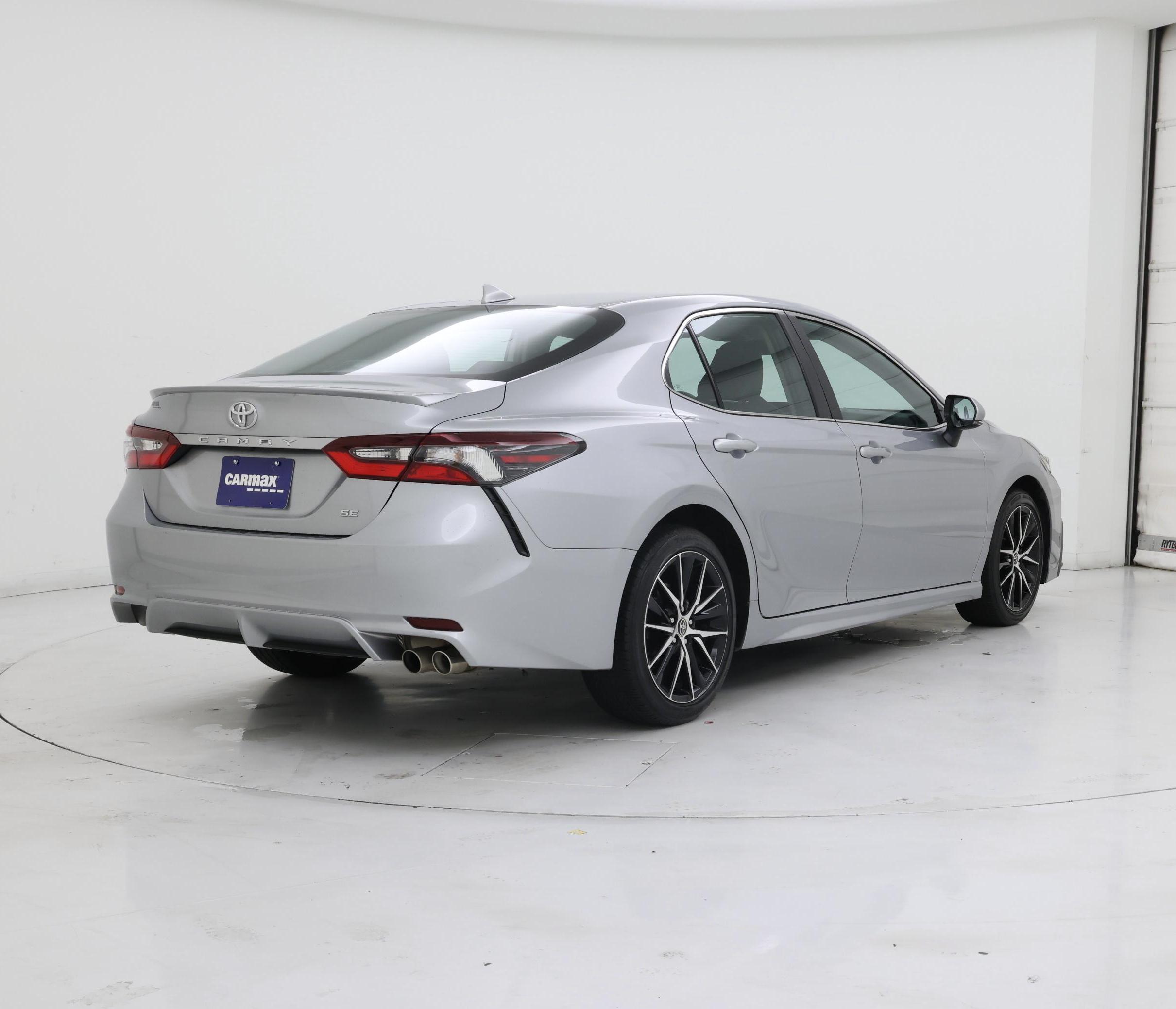 Thumbnail: 2022 Toyota Camry - 8