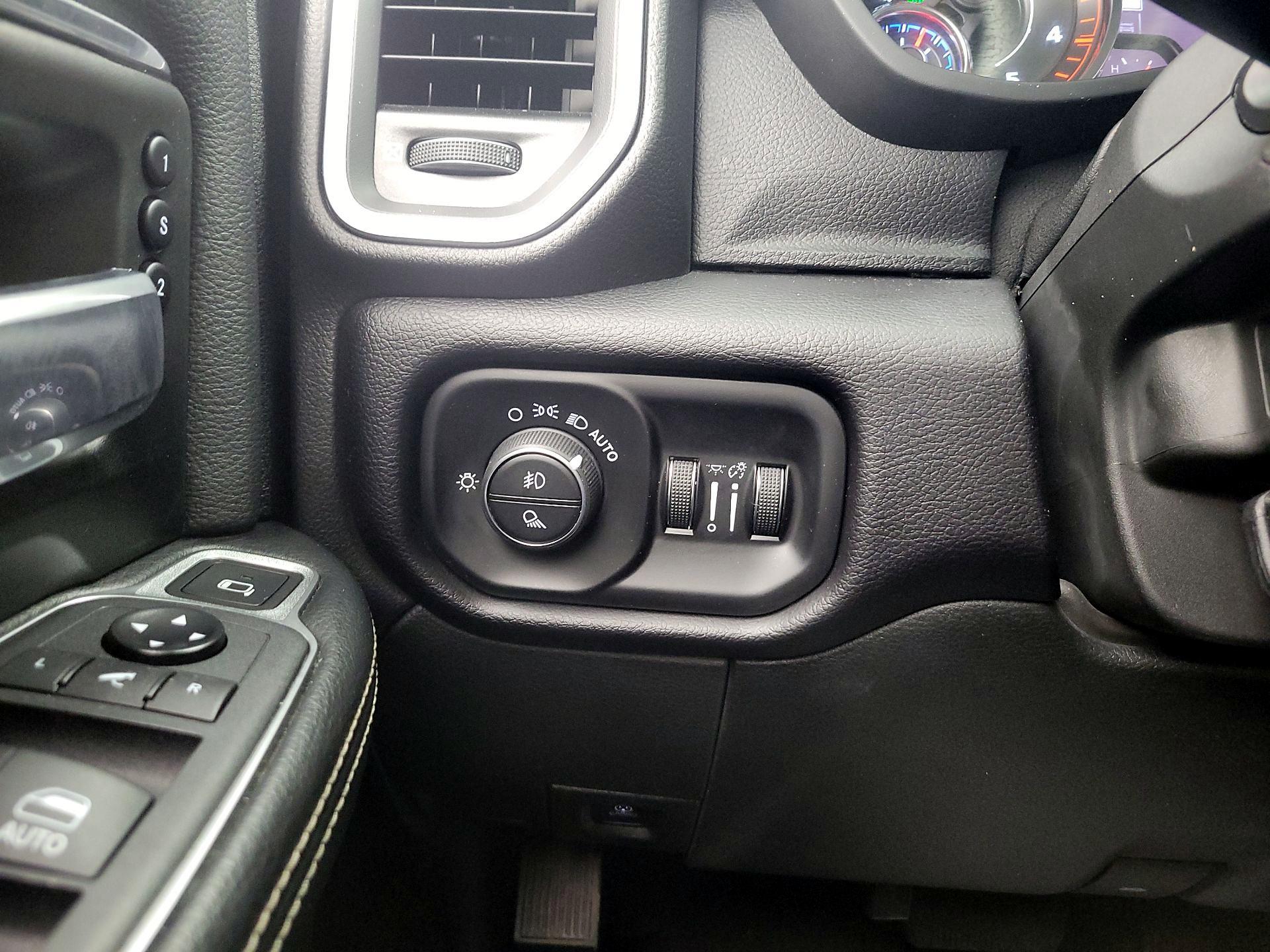 Thumbnail: 2021 RAM 2500 - 13