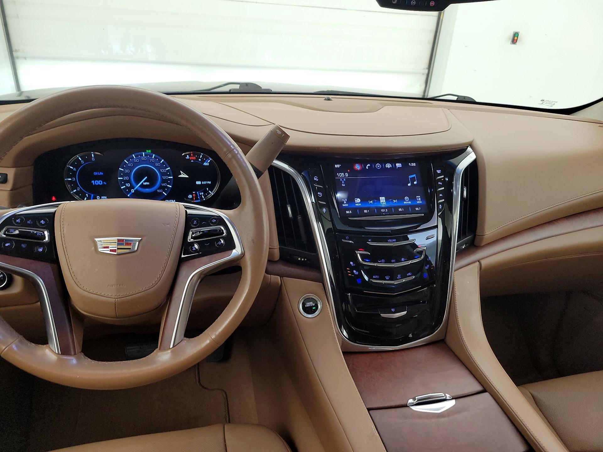 Thumbnail: 2016 Cadillac Escalade - 9