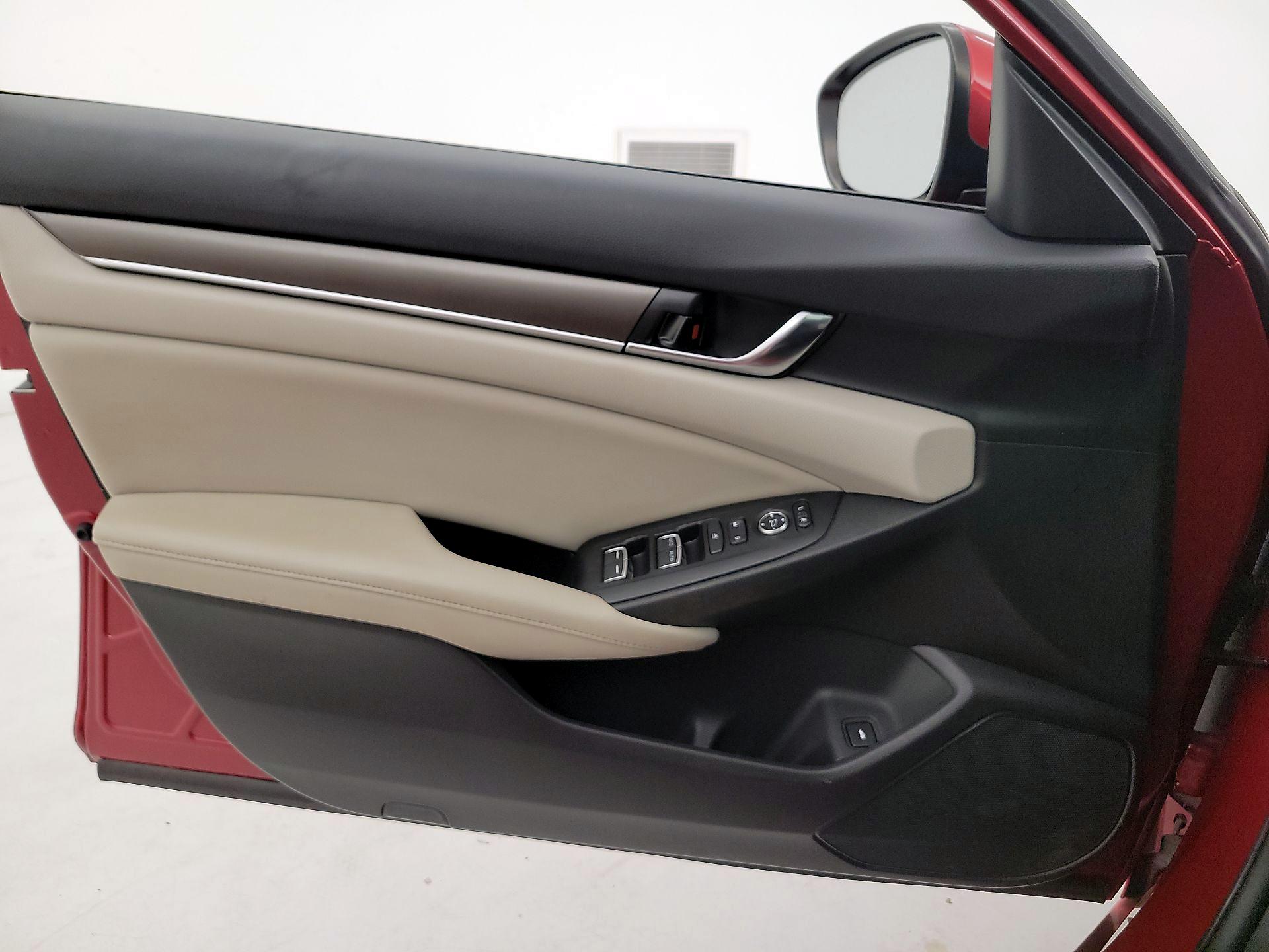 Thumbnail: 2021 Honda Accord - 12