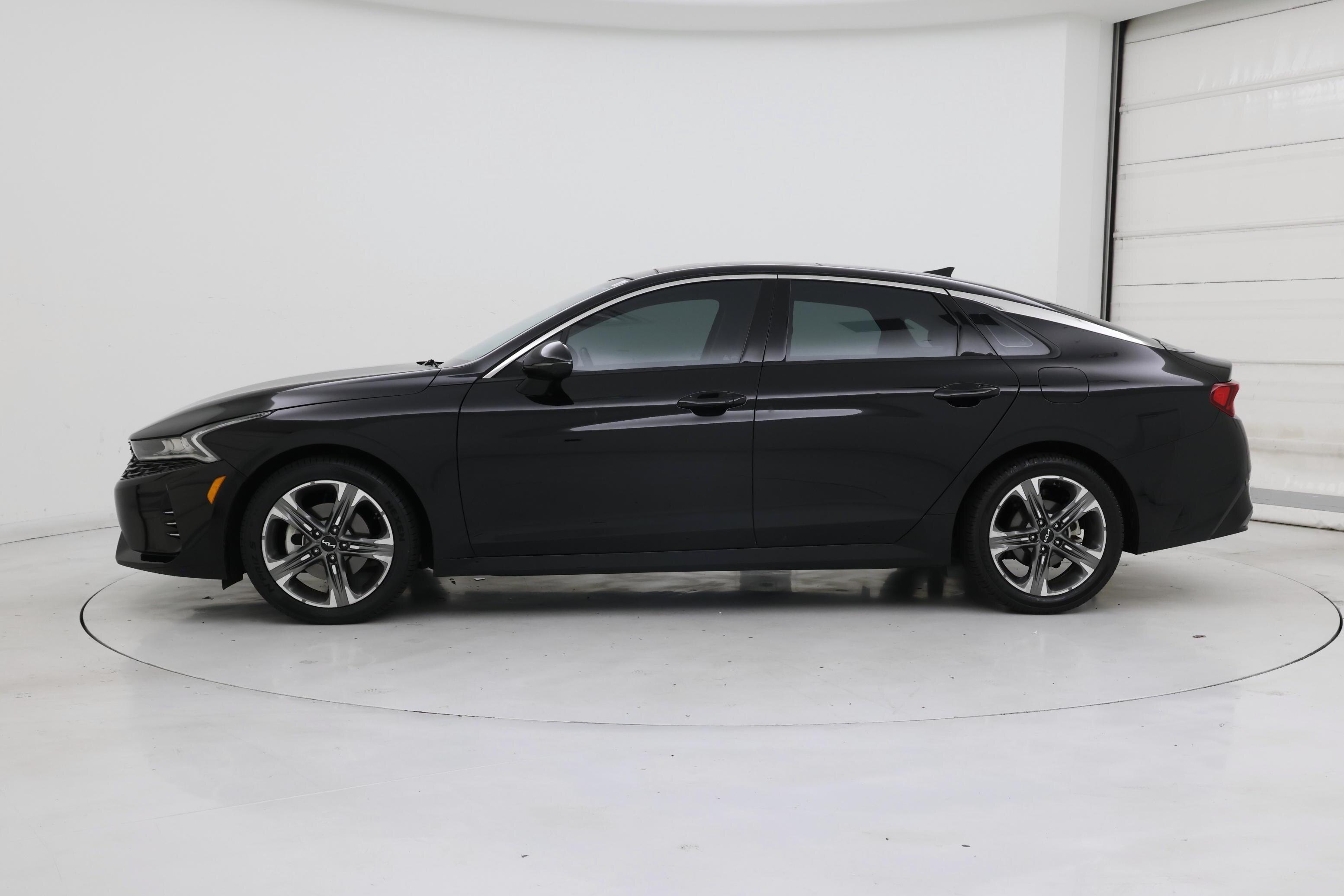 Thumbnail: 2024 Kia K5 - 3