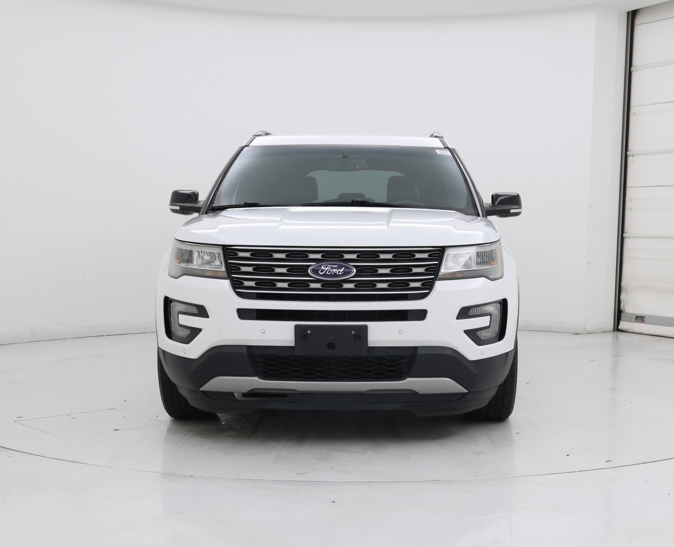 Thumbnail: 2017 Ford Explorer - 5