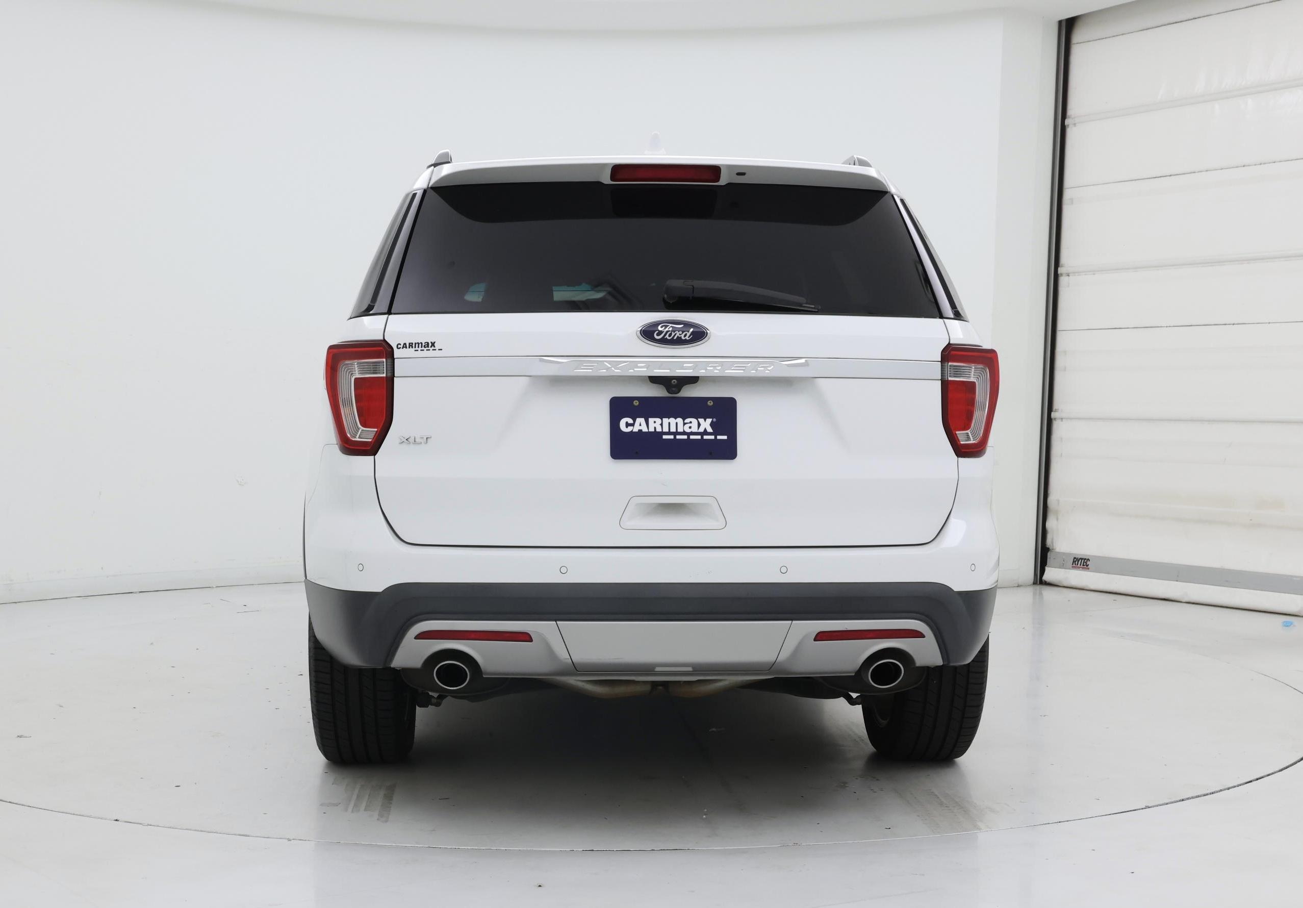 Thumbnail: 2017 Ford Explorer - 6