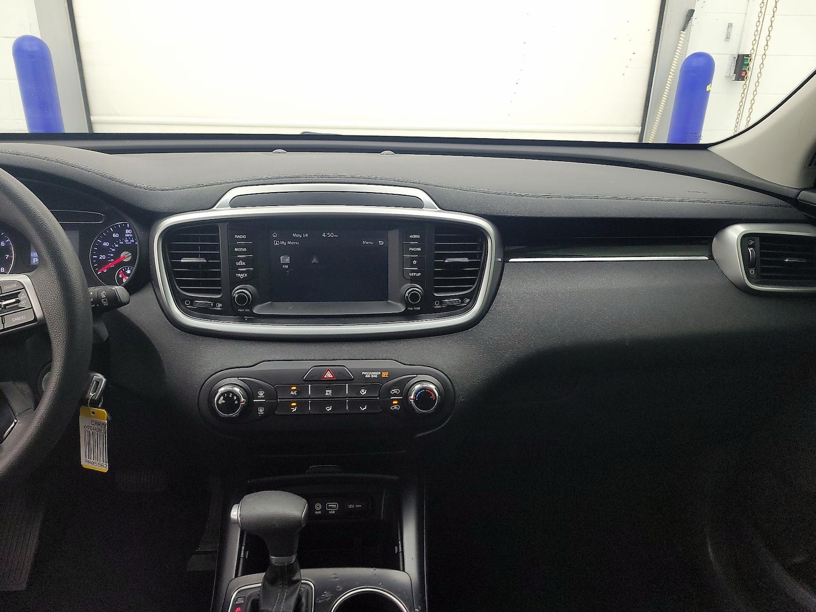 2020 Kia Sorento LX - Photo 10