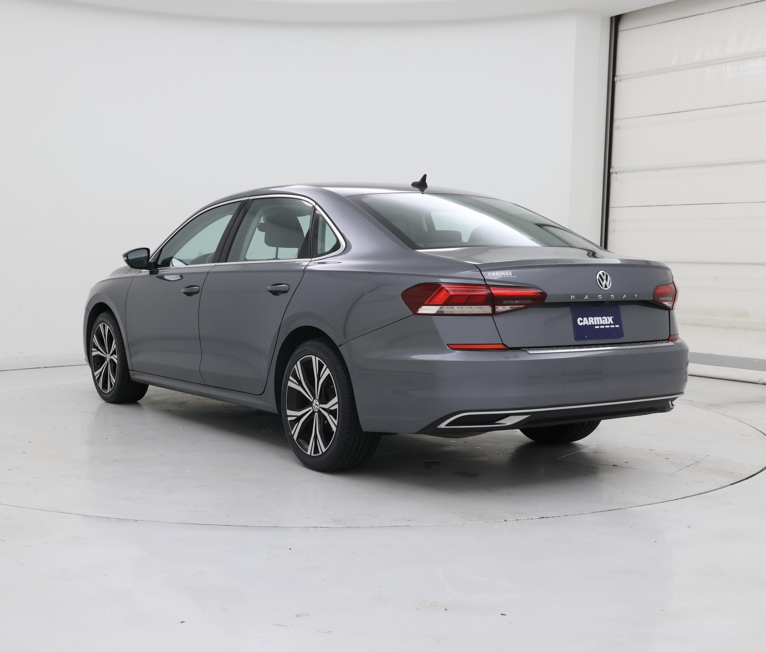 Thumbnail: 2021 Volkswagen Passat - 2