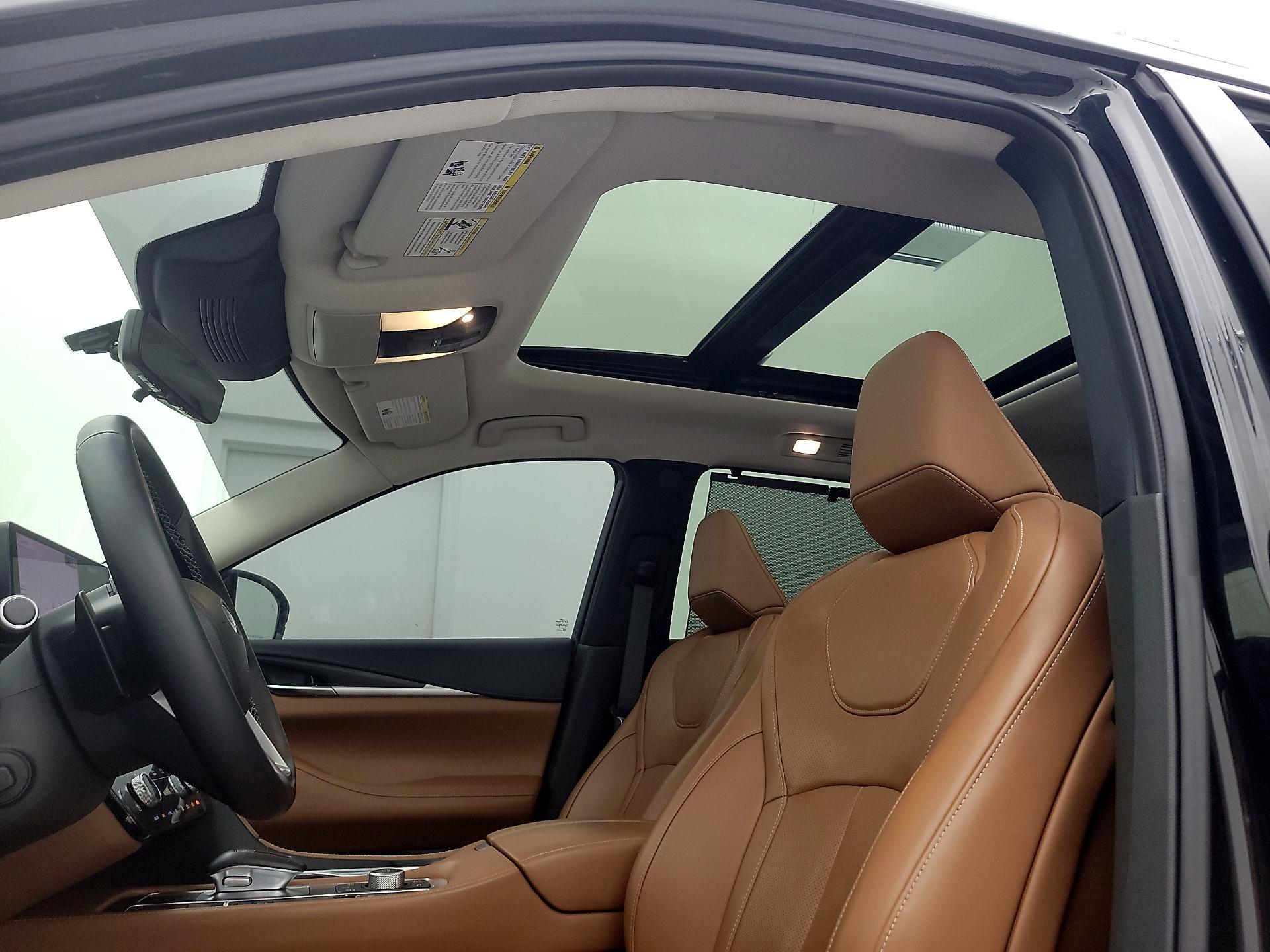 Thumbnail: 2023 INFINITI QX60 - 20