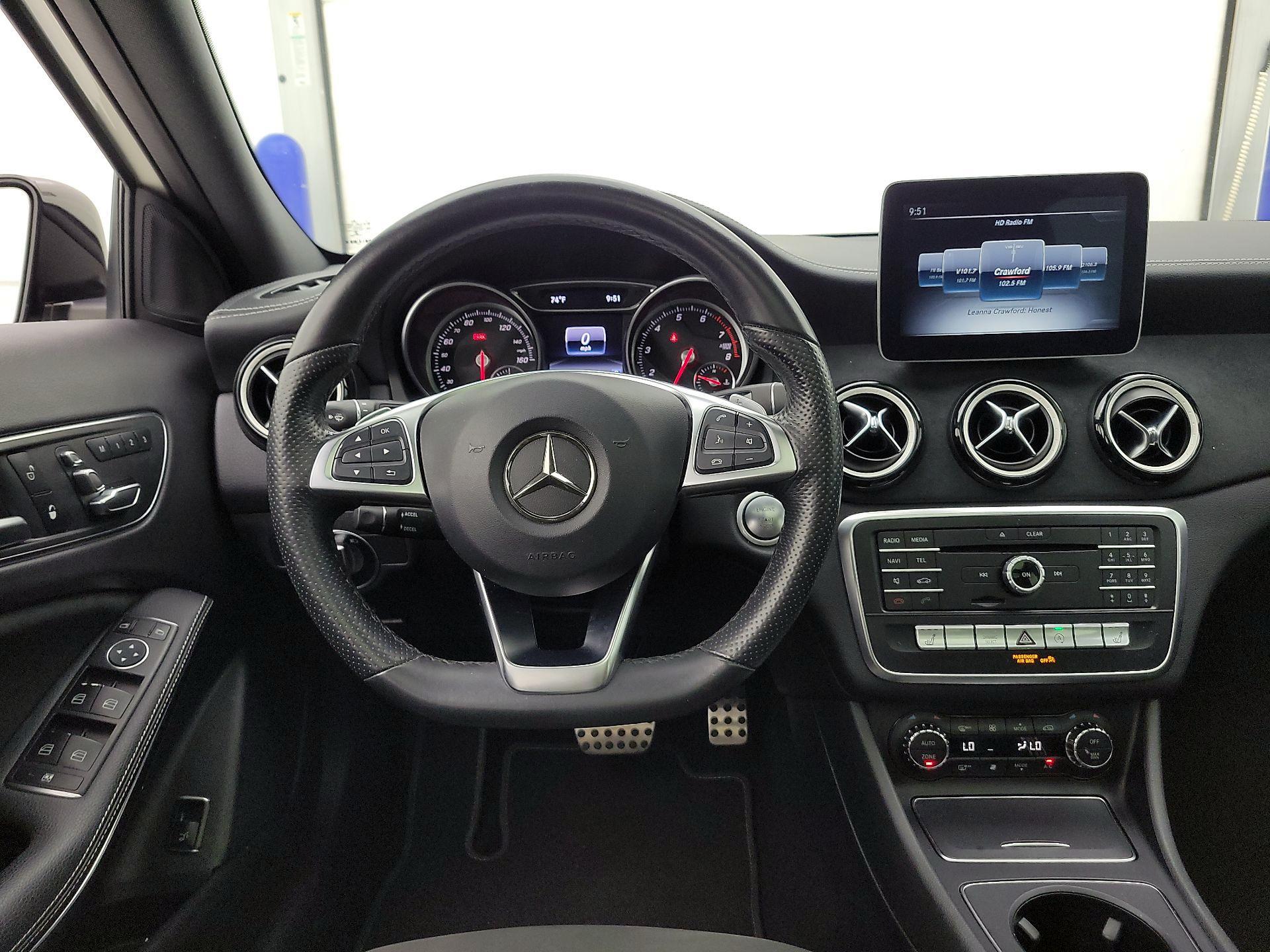 Thumbnail: 2018 Mercedes-Benz GLA - 10