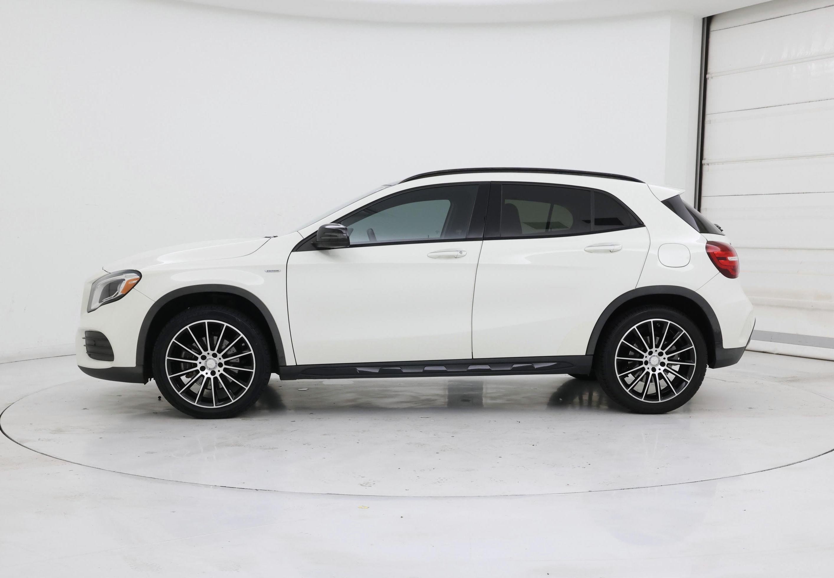 Thumbnail: 2018 Mercedes-Benz GLA - 3