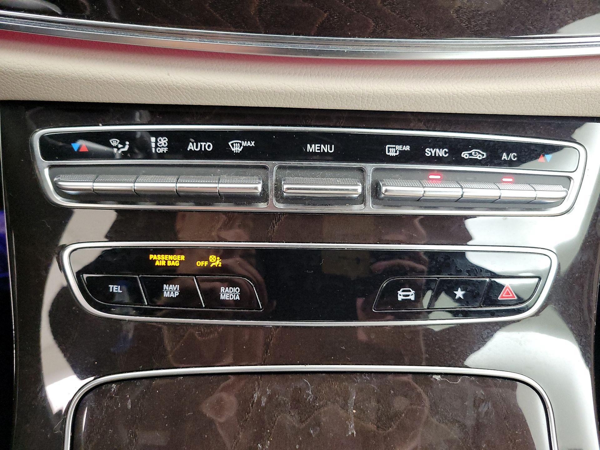 Thumbnail: 2021 Mercedes-Benz E-Class - 17