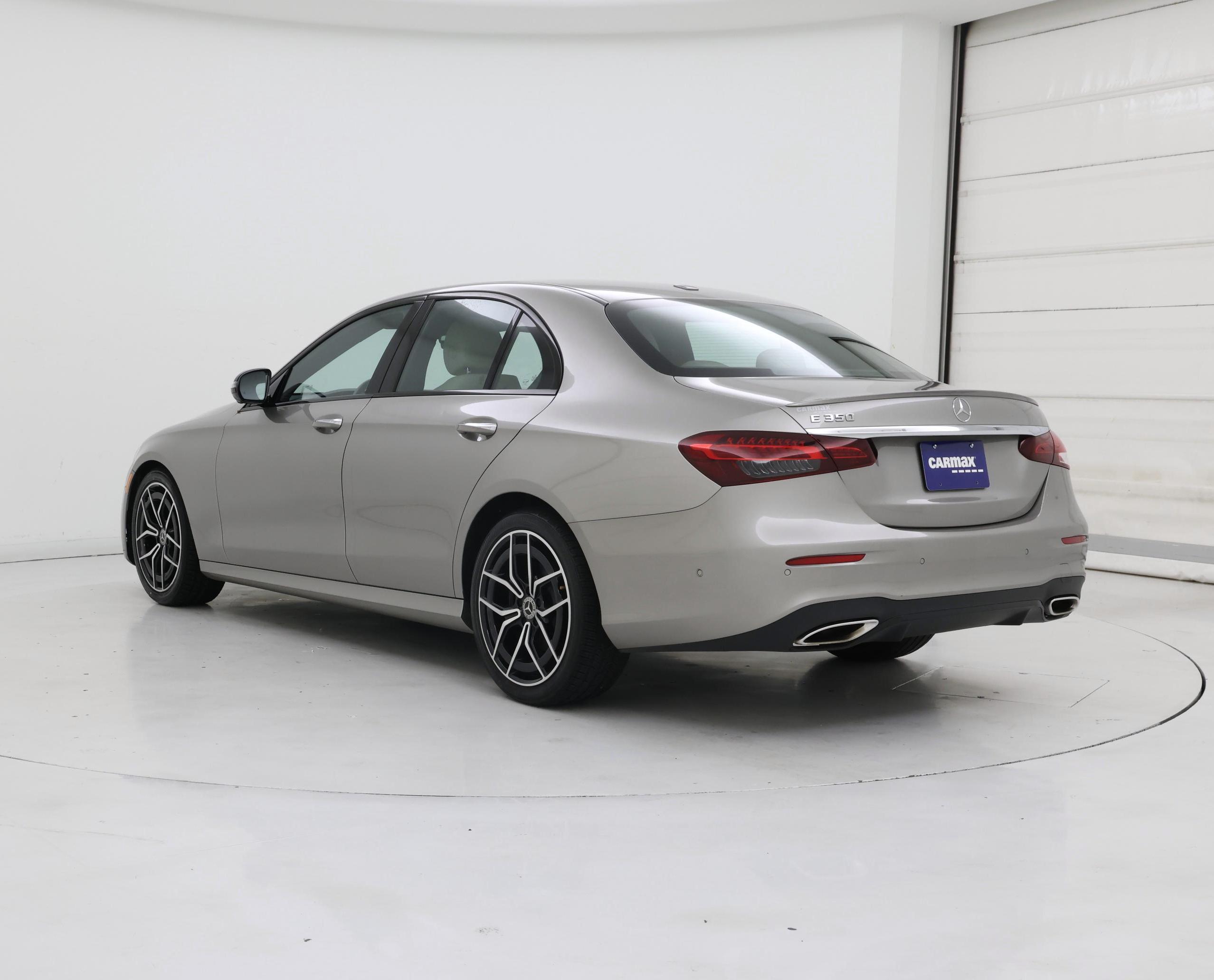 Thumbnail: 2021 Mercedes-Benz E-Class - 2