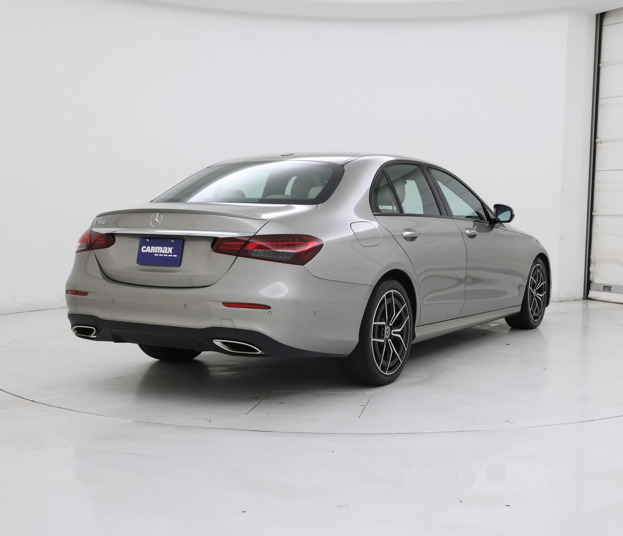 Thumbnail: 2021 Mercedes-Benz E-Class - 8