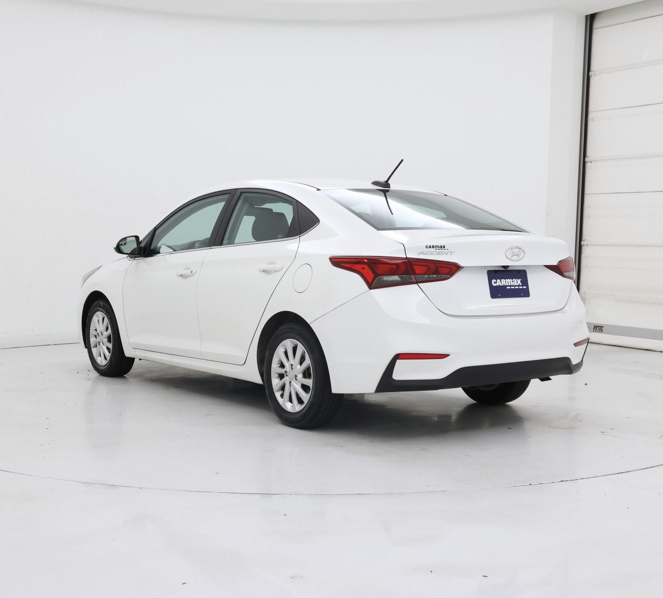 Thumbnail: 2021 Hyundai Accent - 2