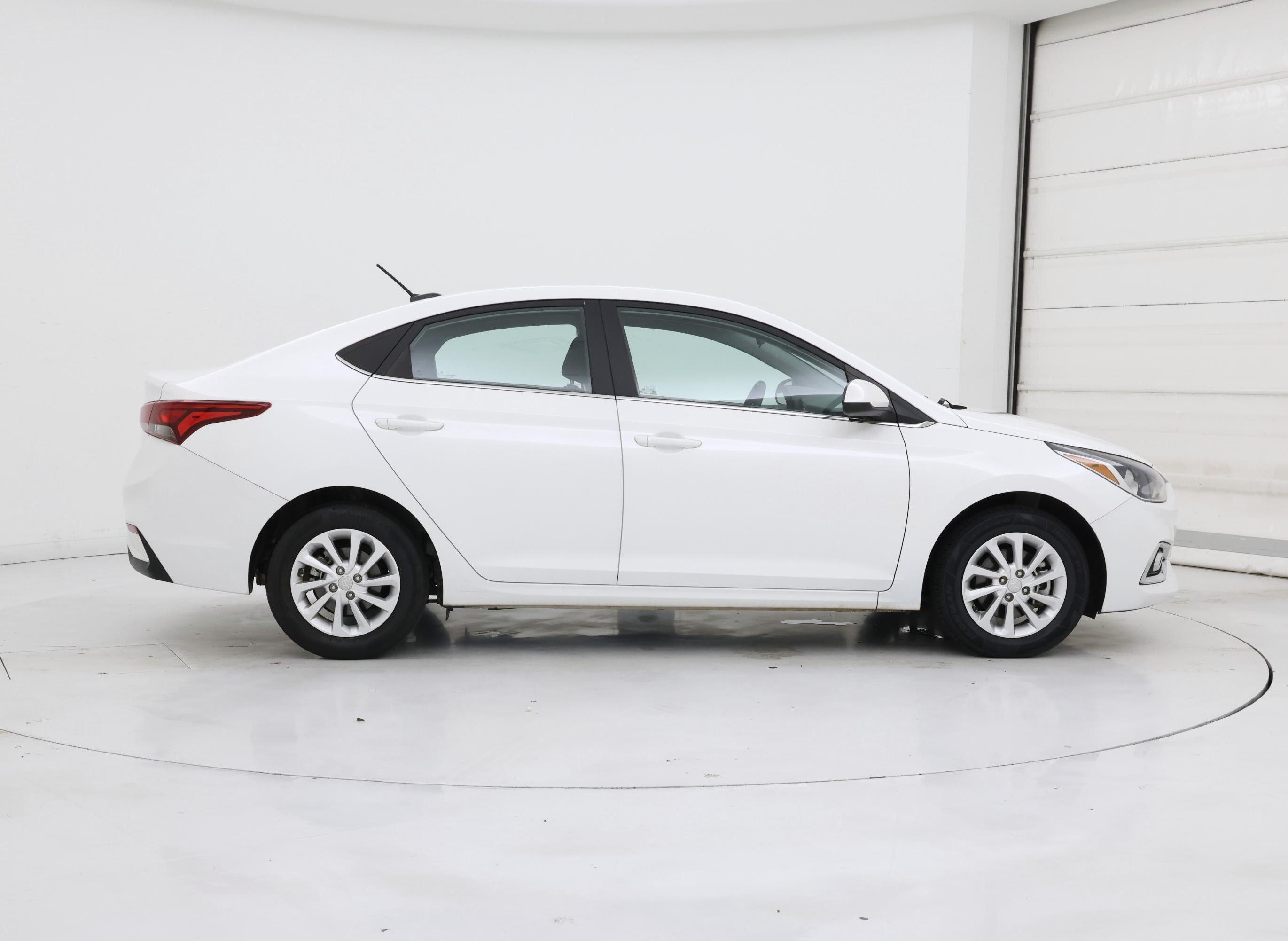 Thumbnail: 2021 Hyundai Accent - 7