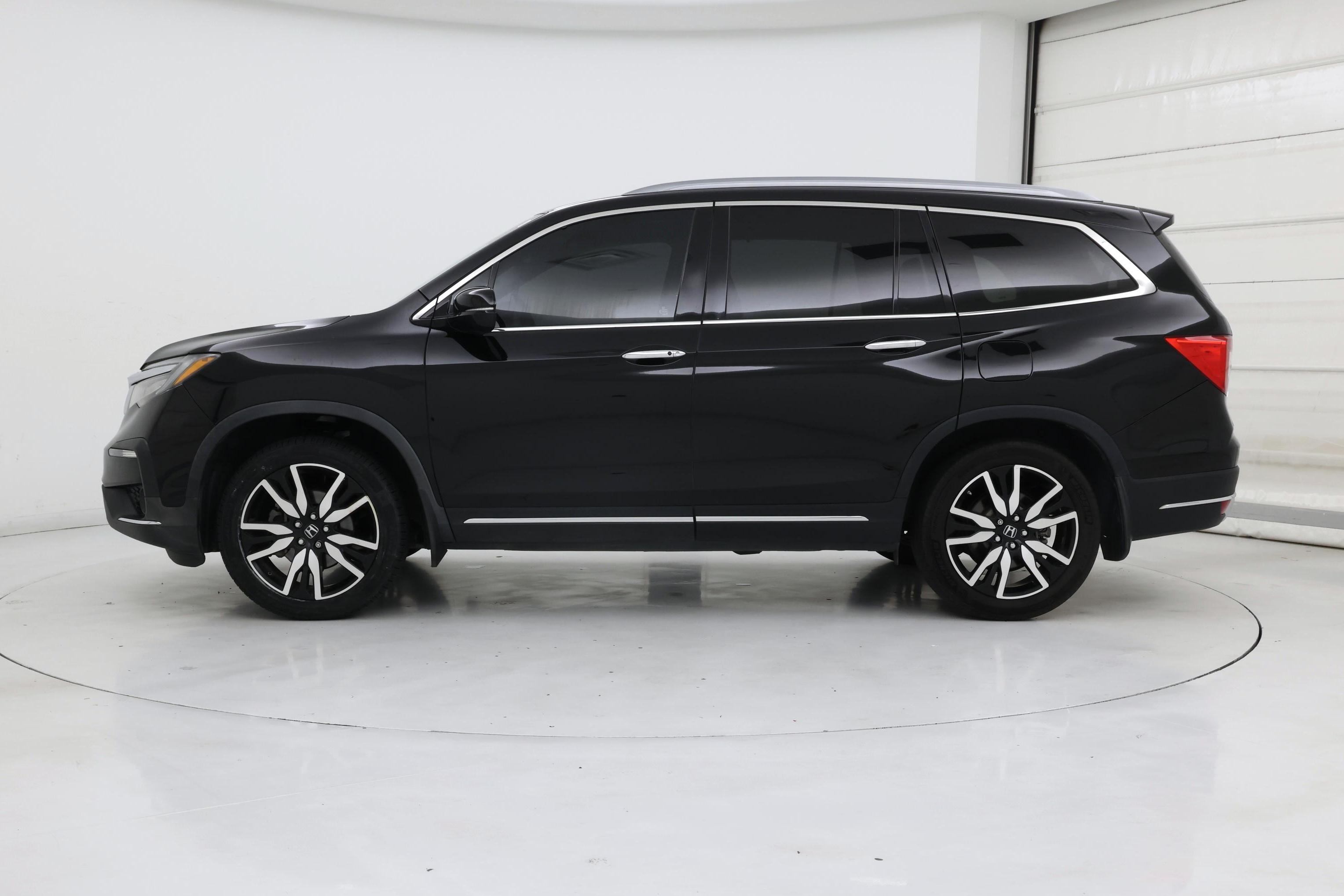 Thumbnail: 2021 Honda Pilot - 3