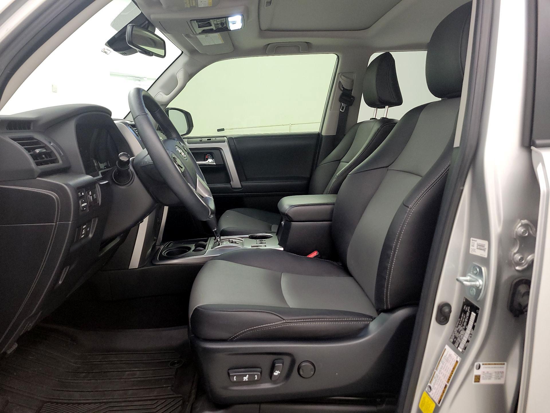 Thumbnail: 2022 Toyota 4Runner - 11