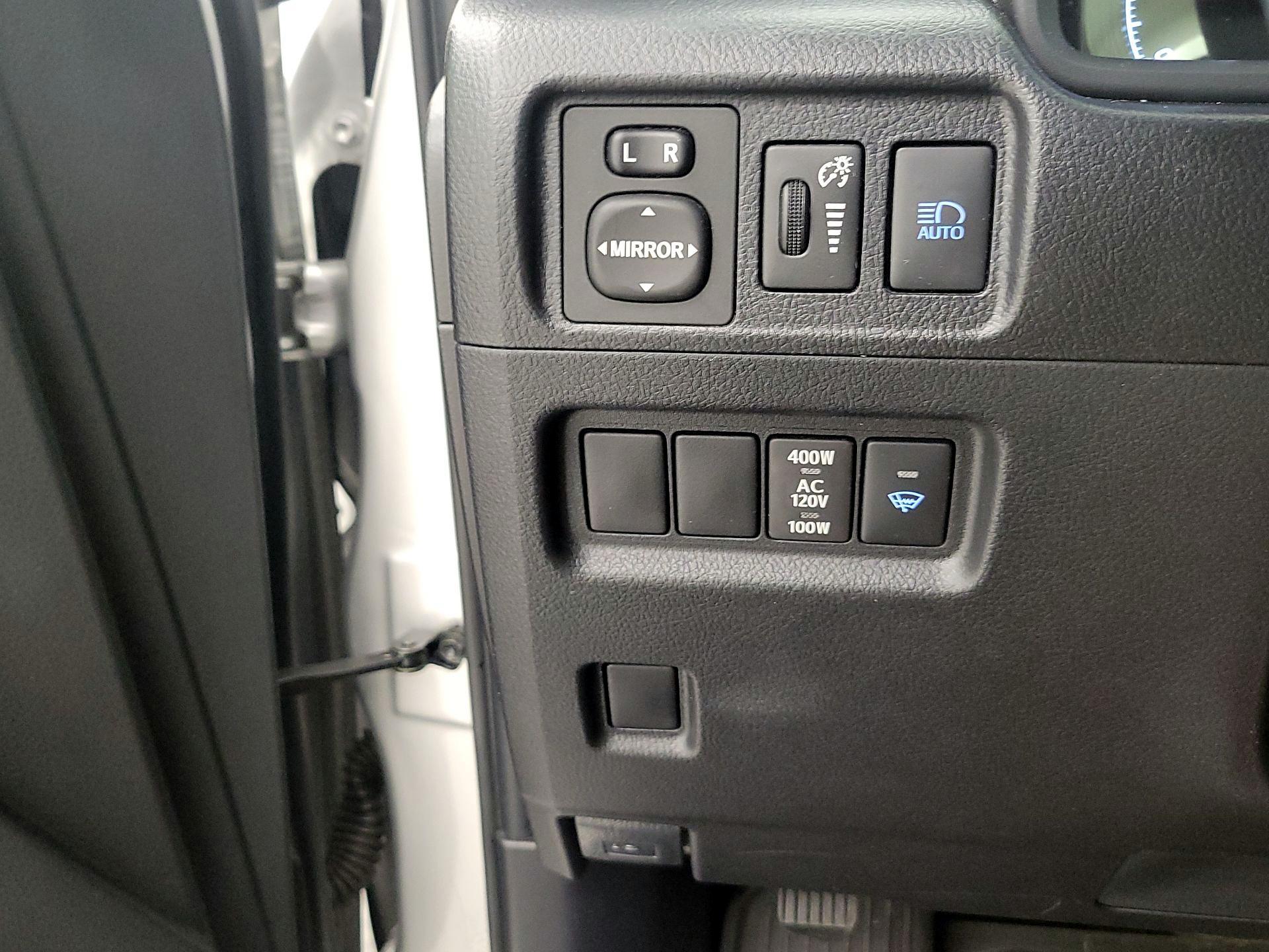 Thumbnail: 2022 Toyota 4Runner - 13