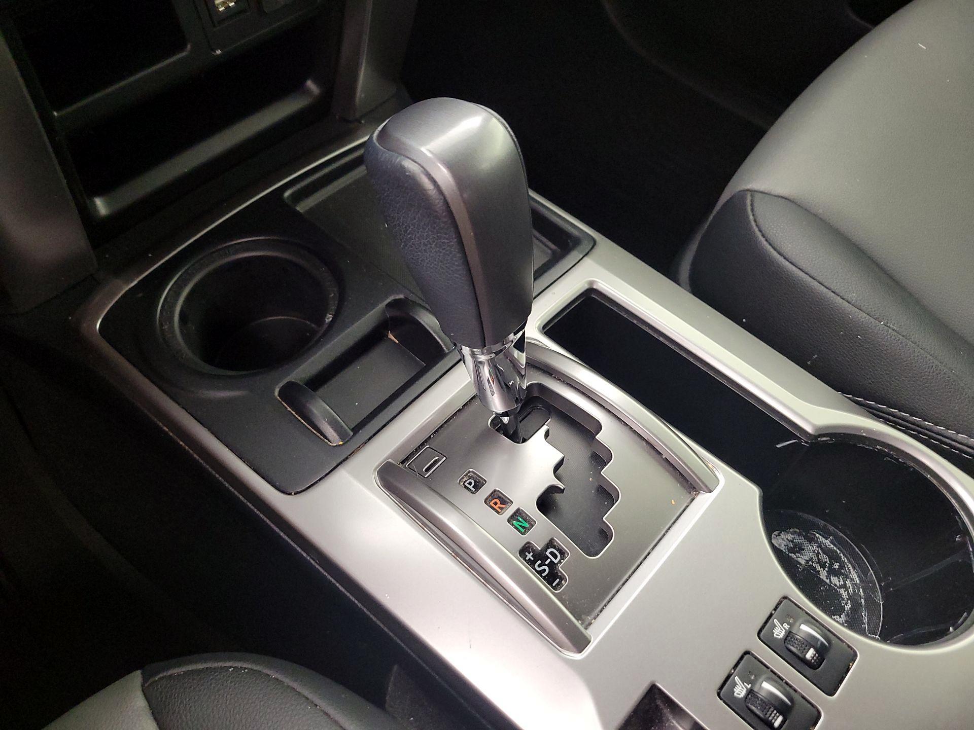 Thumbnail: 2022 Toyota 4Runner - 18