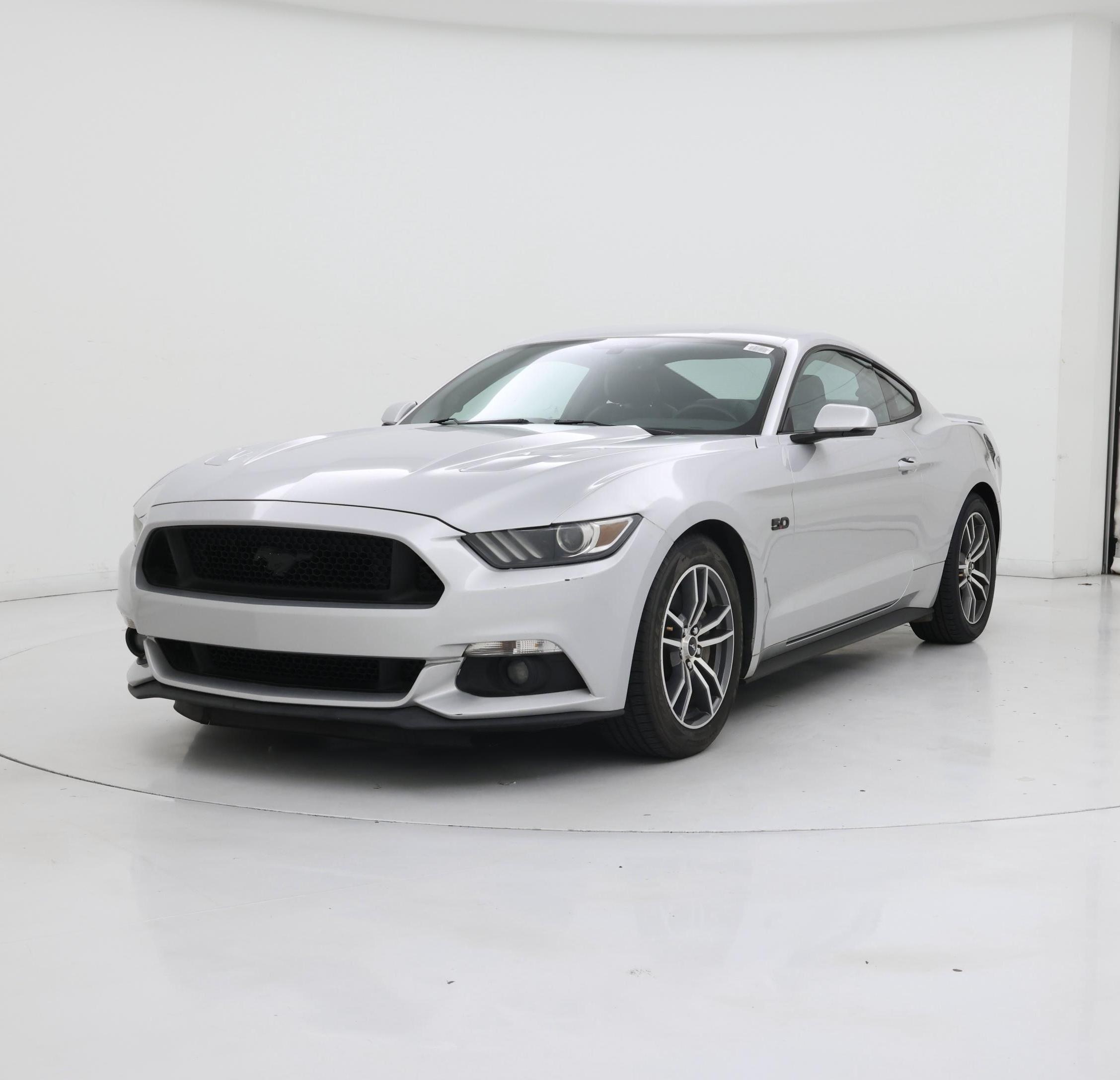 Thumbnail: 2015 Ford Mustang - 4