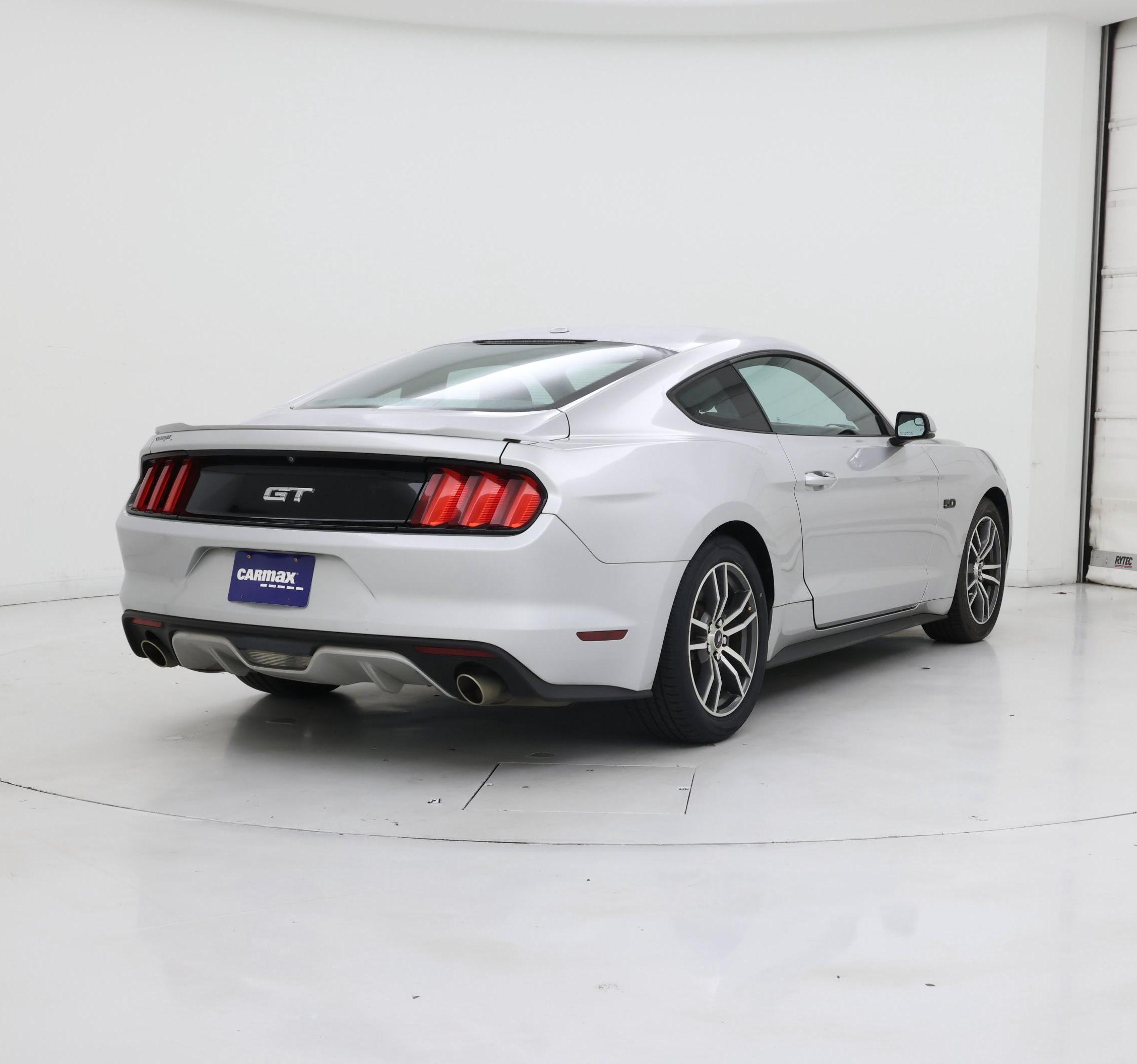 Thumbnail: 2015 Ford Mustang - 8