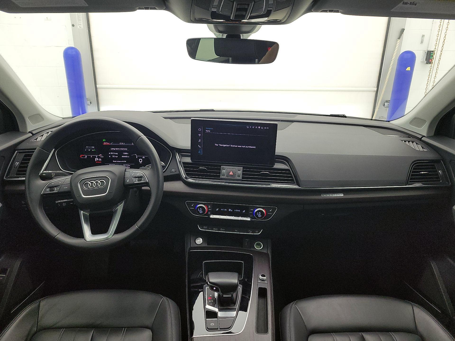 Thumbnail: 2022 Audi Q5 - 9