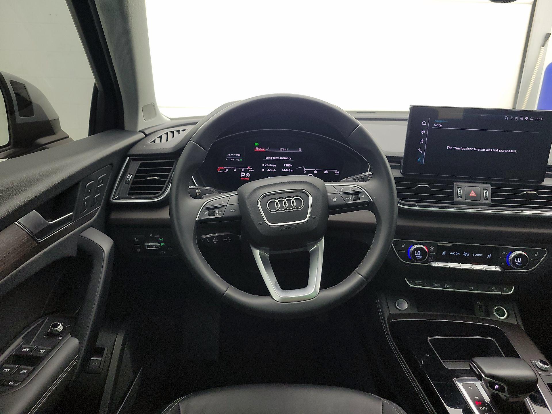 Thumbnail: 2022 Audi Q5 - 10