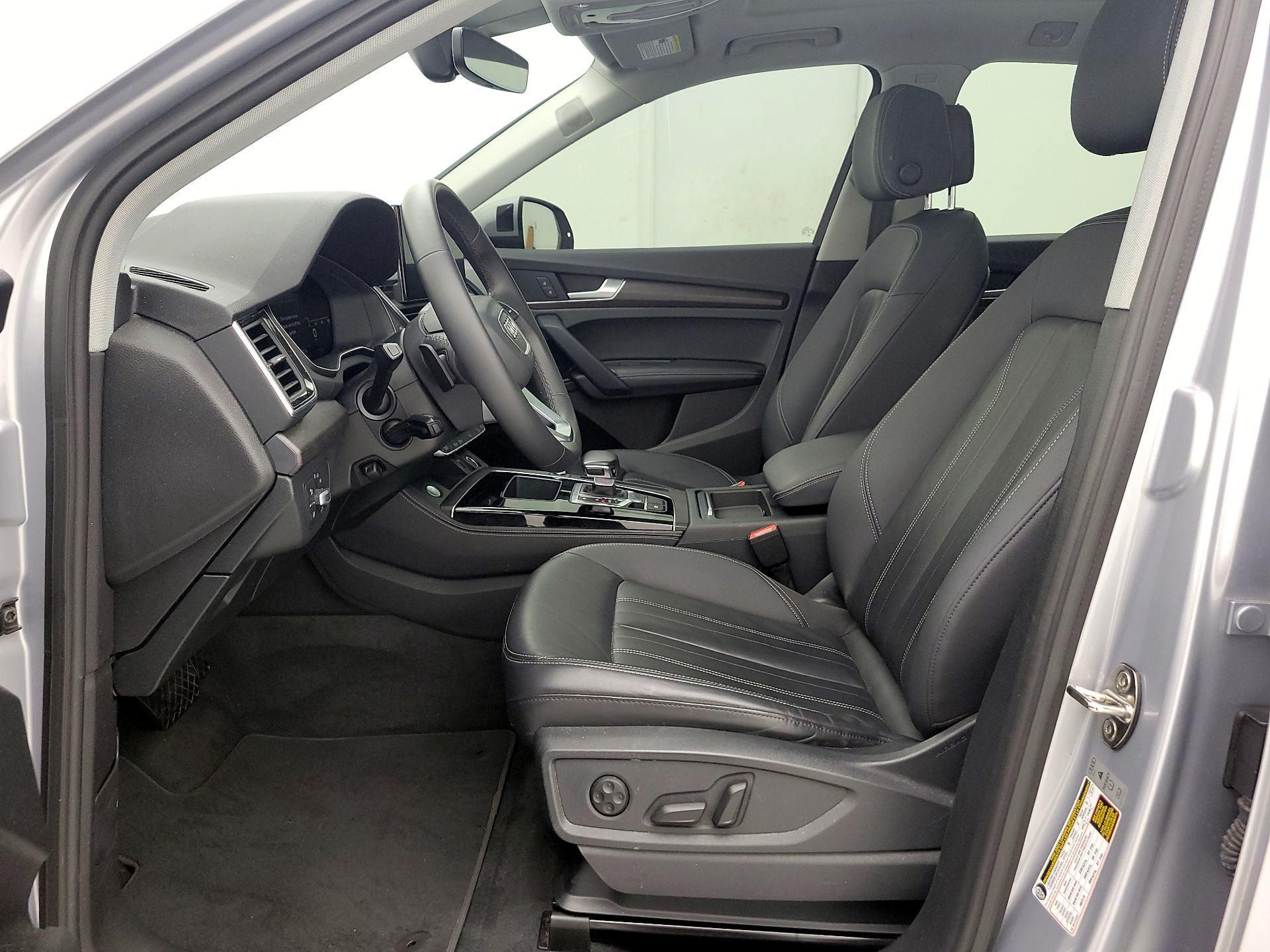 Thumbnail: 2022 Audi Q5 - 11