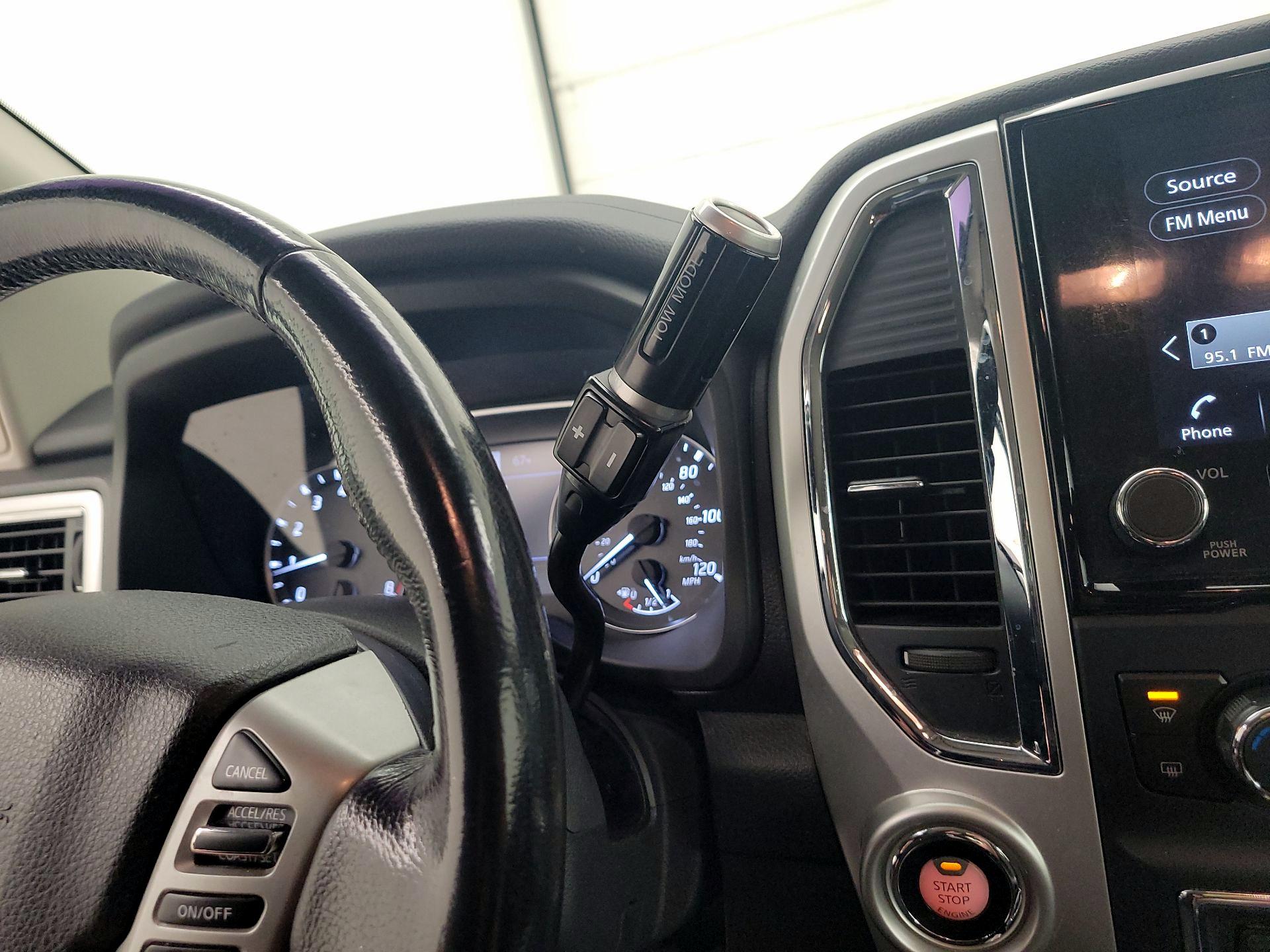Thumbnail: 2021 Nissan Titan - 18