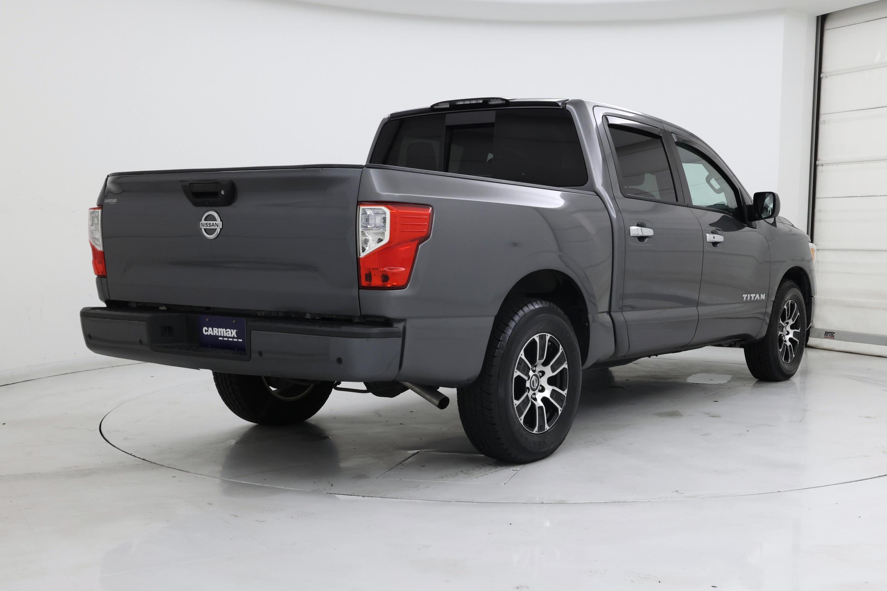 Thumbnail: 2021 Nissan Titan - 8