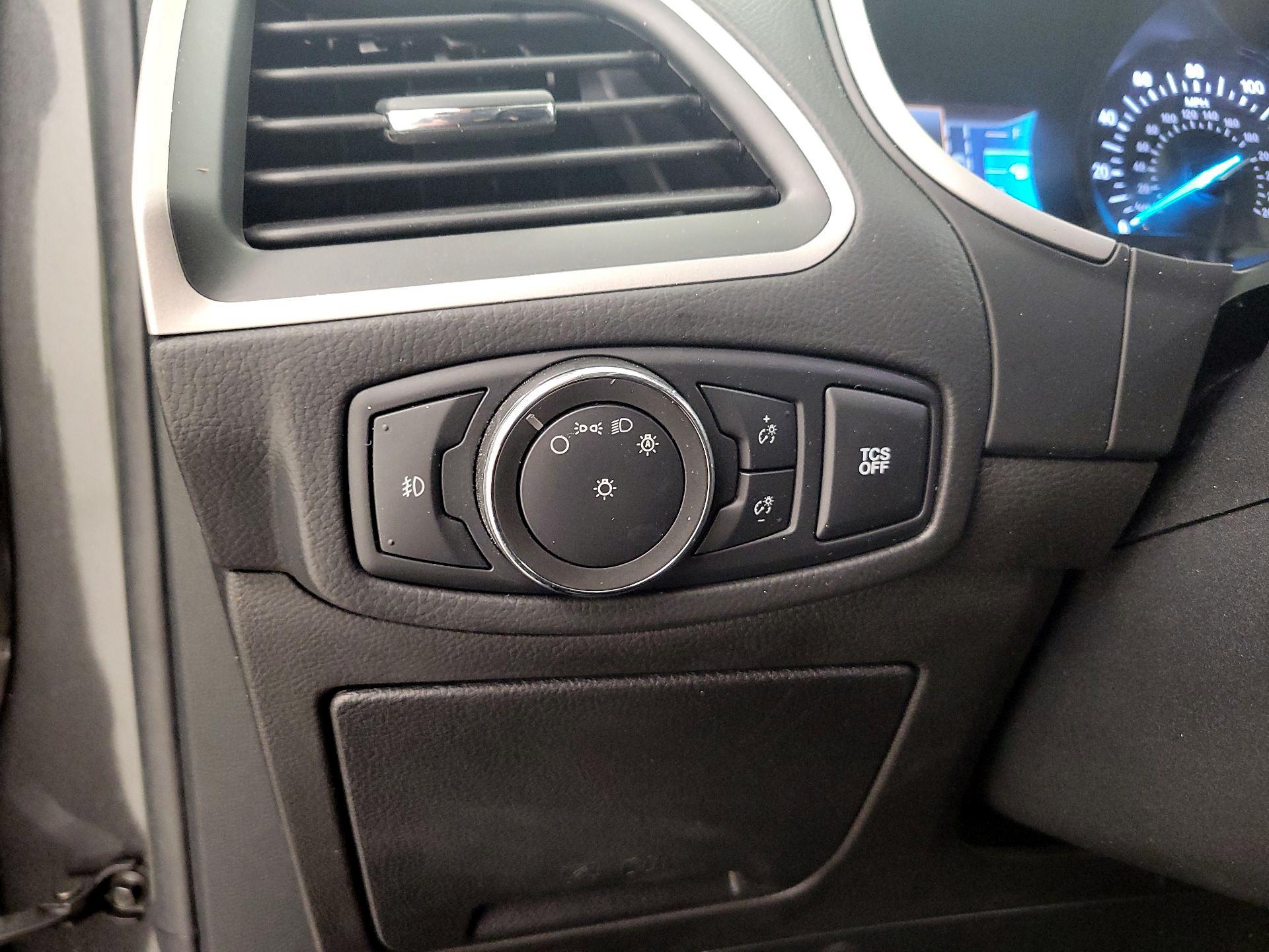 Thumbnail: 2020 Ford Edge - 13