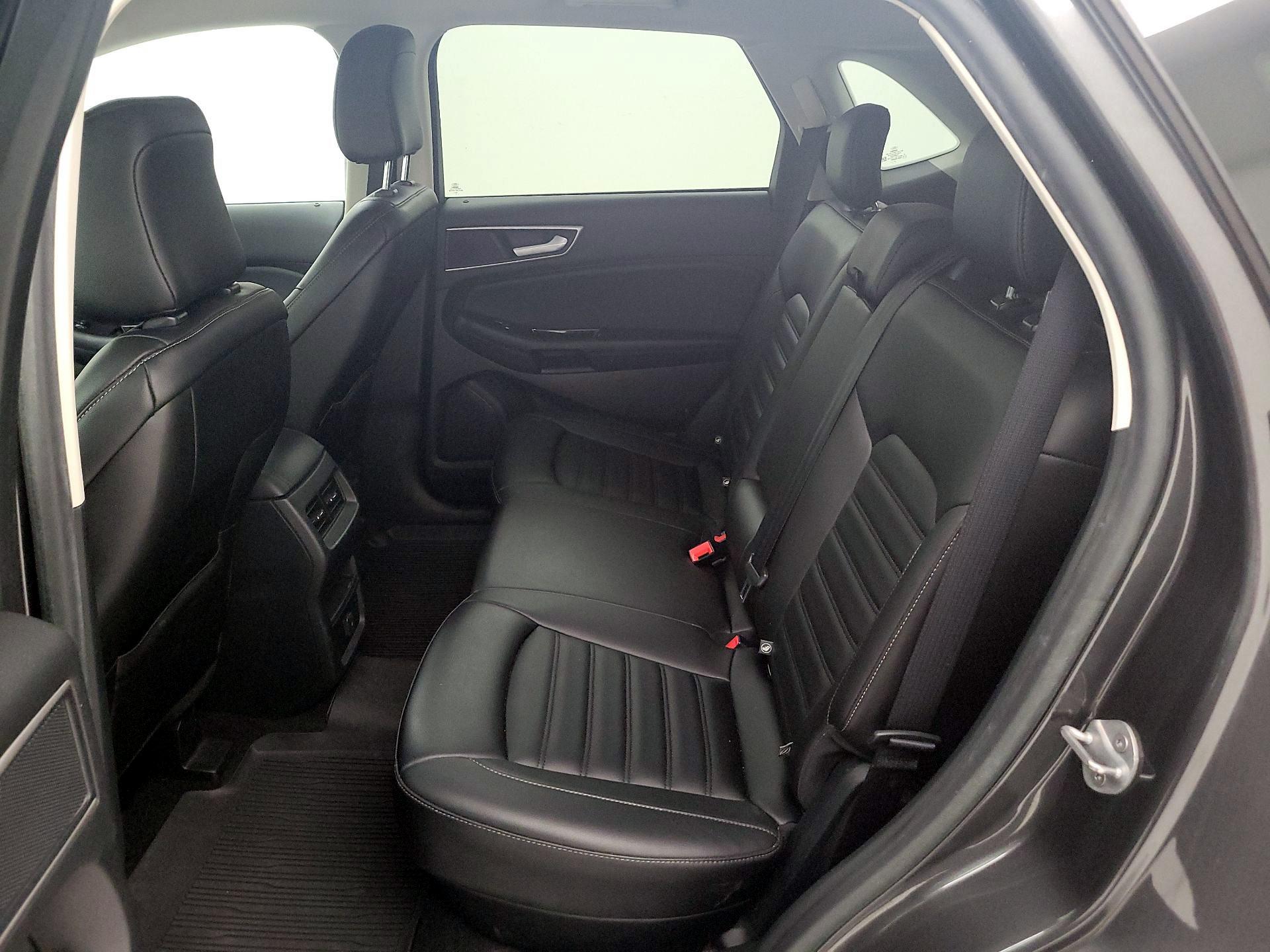 Thumbnail: 2020 Ford Edge - 19