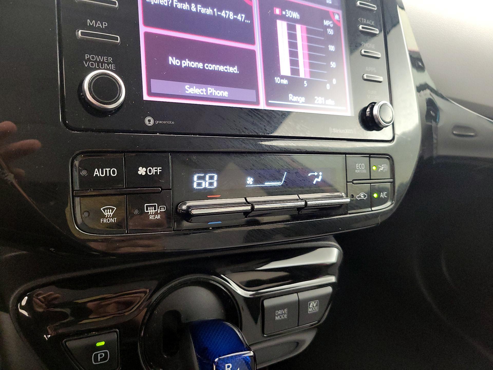 Thumbnail: 2021 Toyota Prius - 16