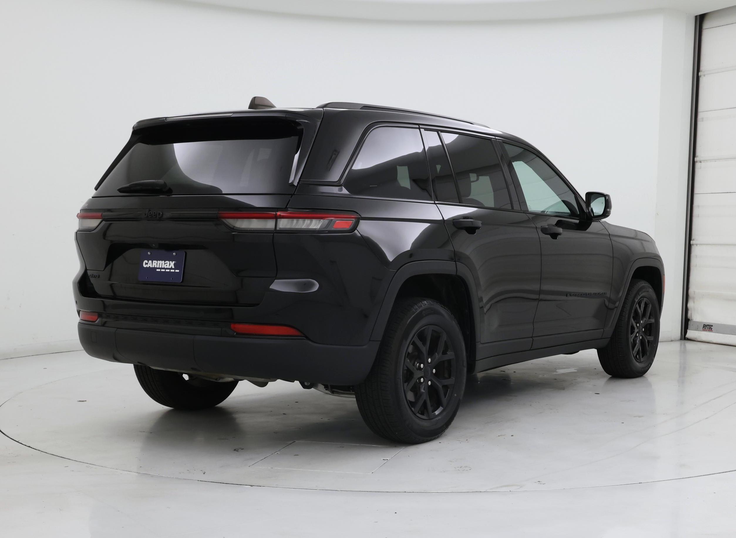 Thumbnail: 2024 Jeep Grand Cherokee - 8