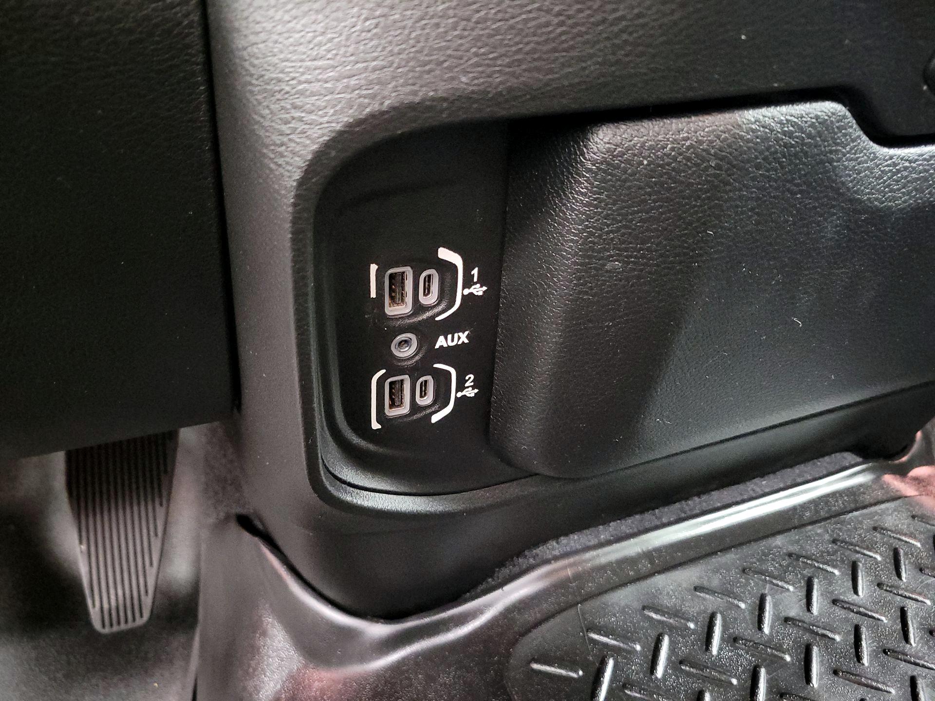Thumbnail: 2019 RAM 3500 - 18