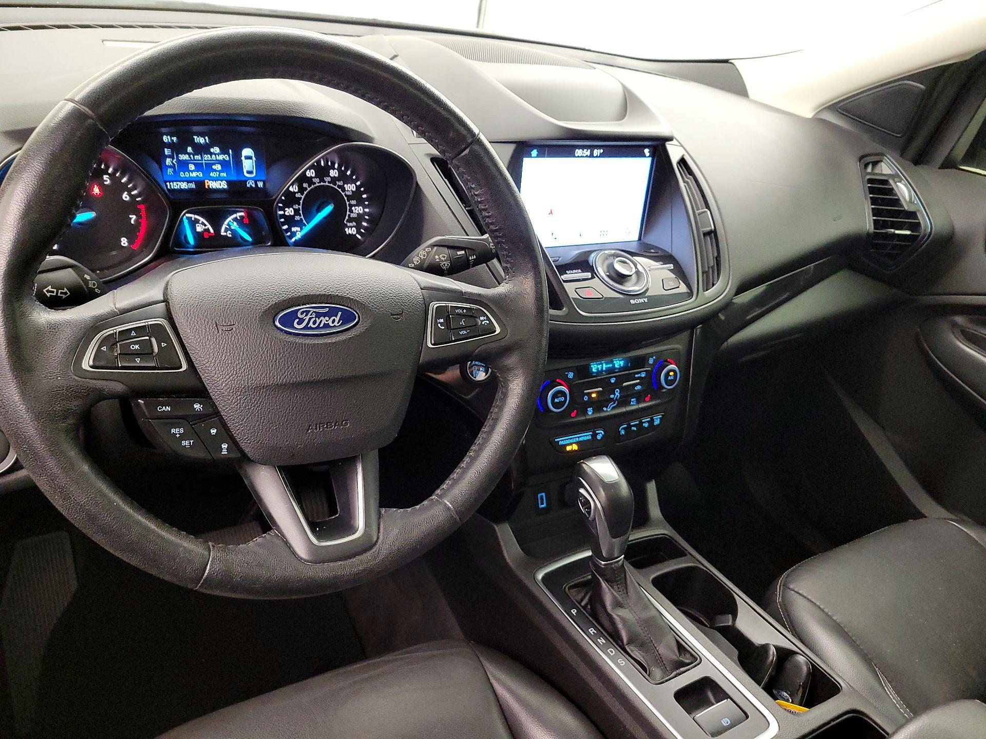 Thumbnail: 2019 Ford Escape - 9