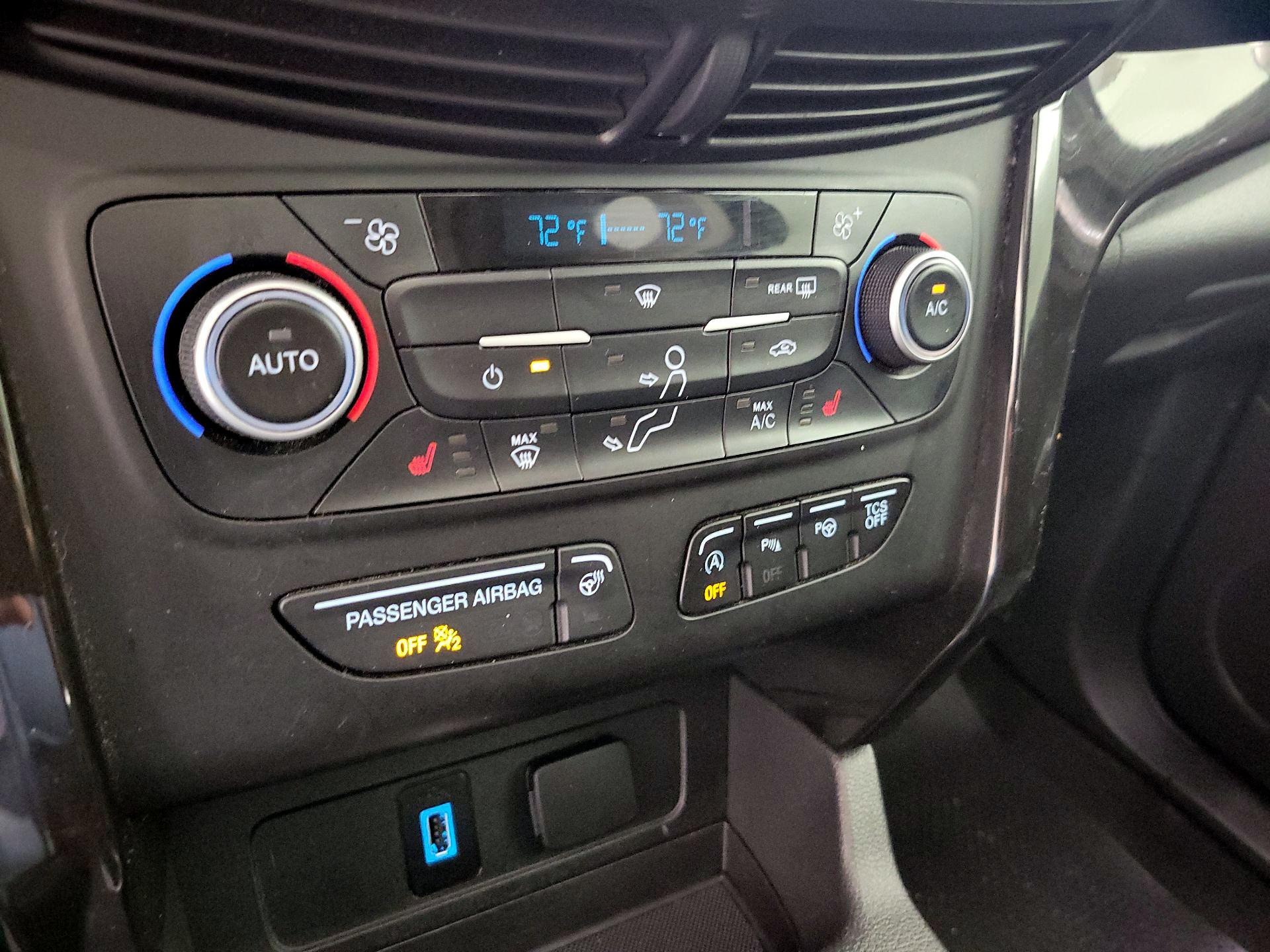 Thumbnail: 2019 Ford Escape - 17