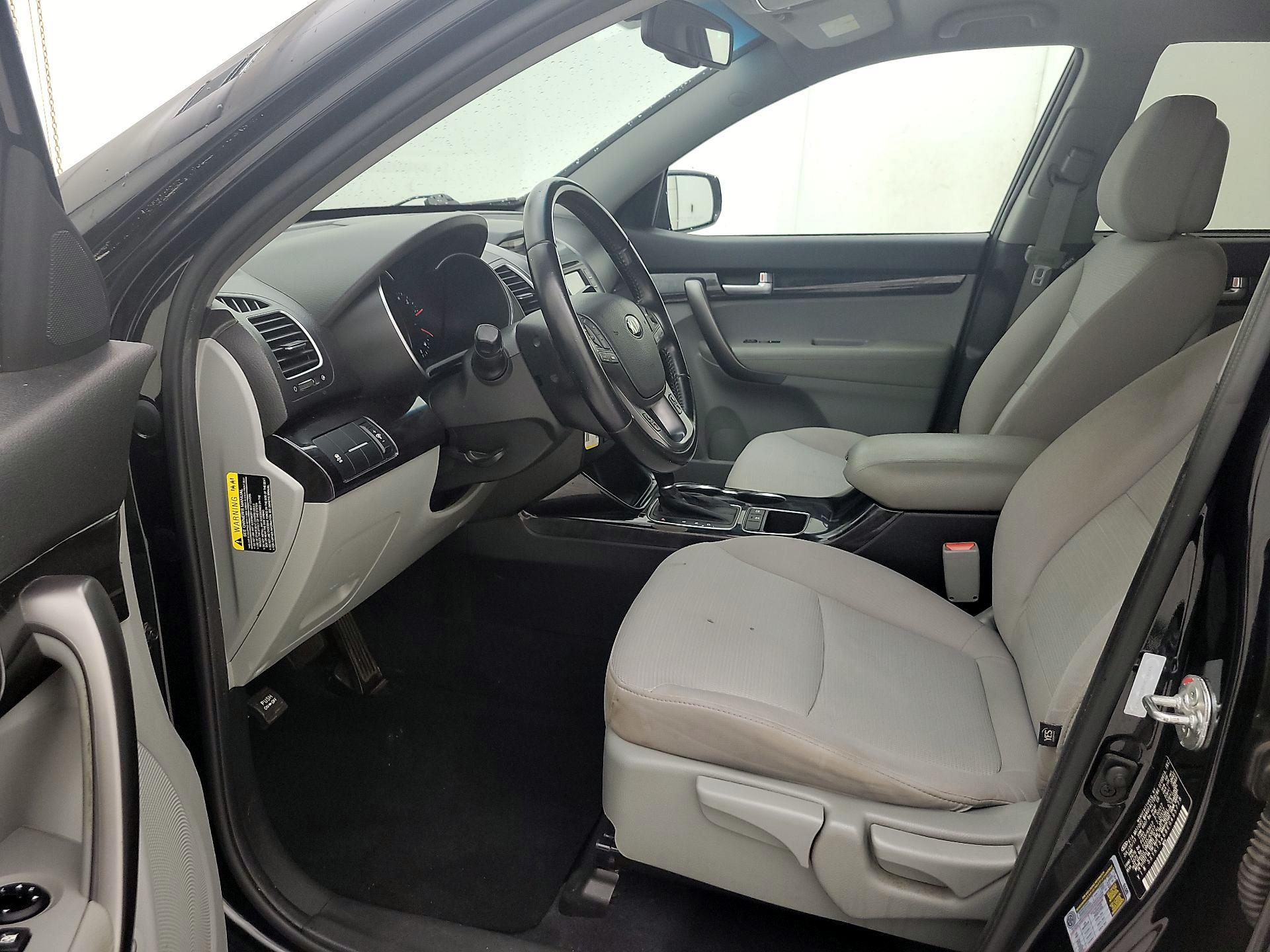 Thumbnail: 2014 Kia Sorento - 11