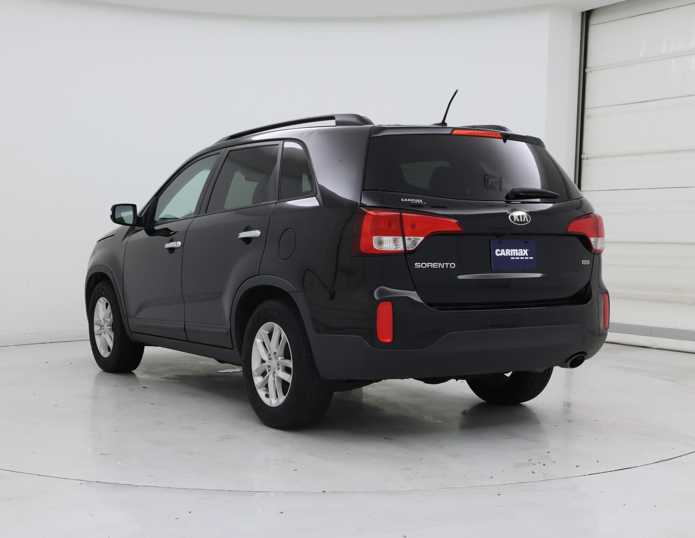 Thumbnail: 2014 Kia Sorento - 2