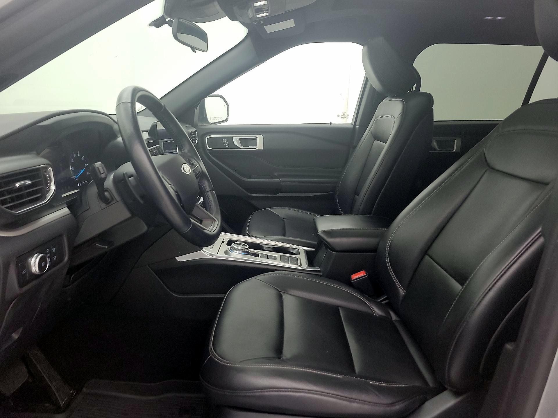 Thumbnail: 2020 Ford Explorer - 11