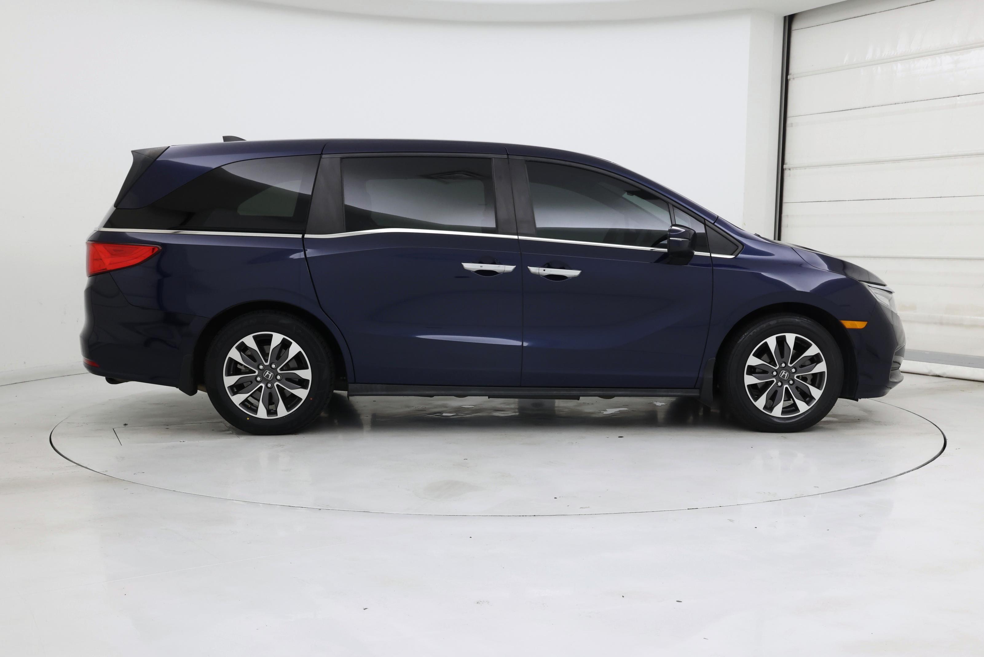Thumbnail: 2022 Honda Odyssey - 7