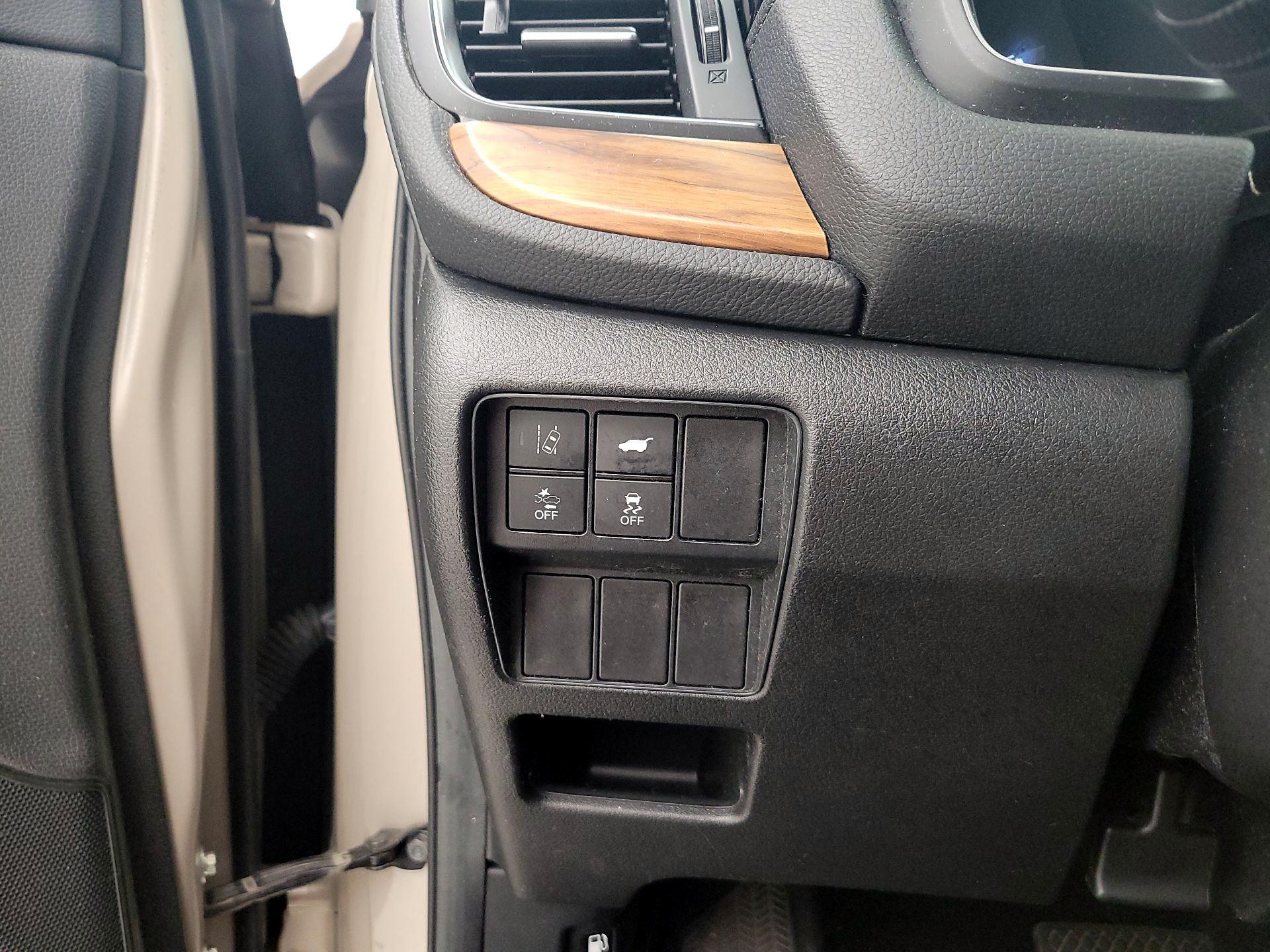 Thumbnail: 2018 Honda CR-V - 13