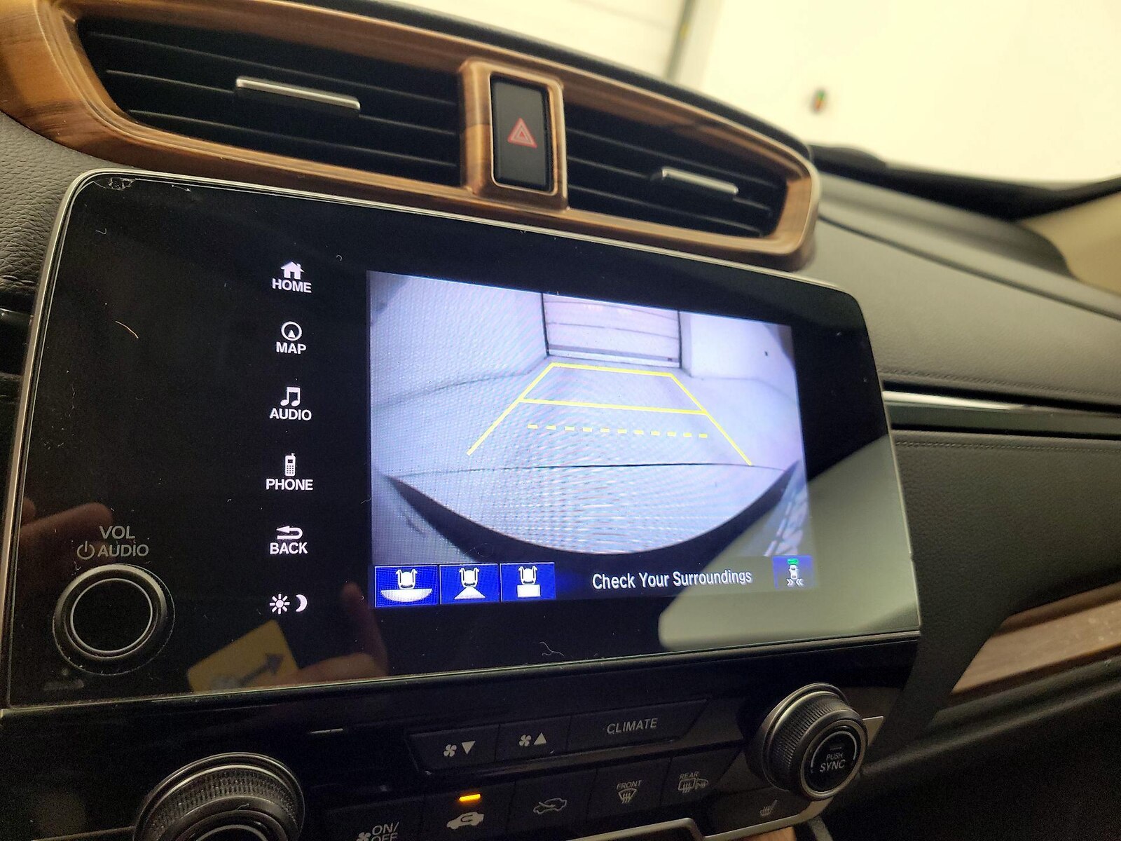 2018 Honda CR-V Touring - Photo 16