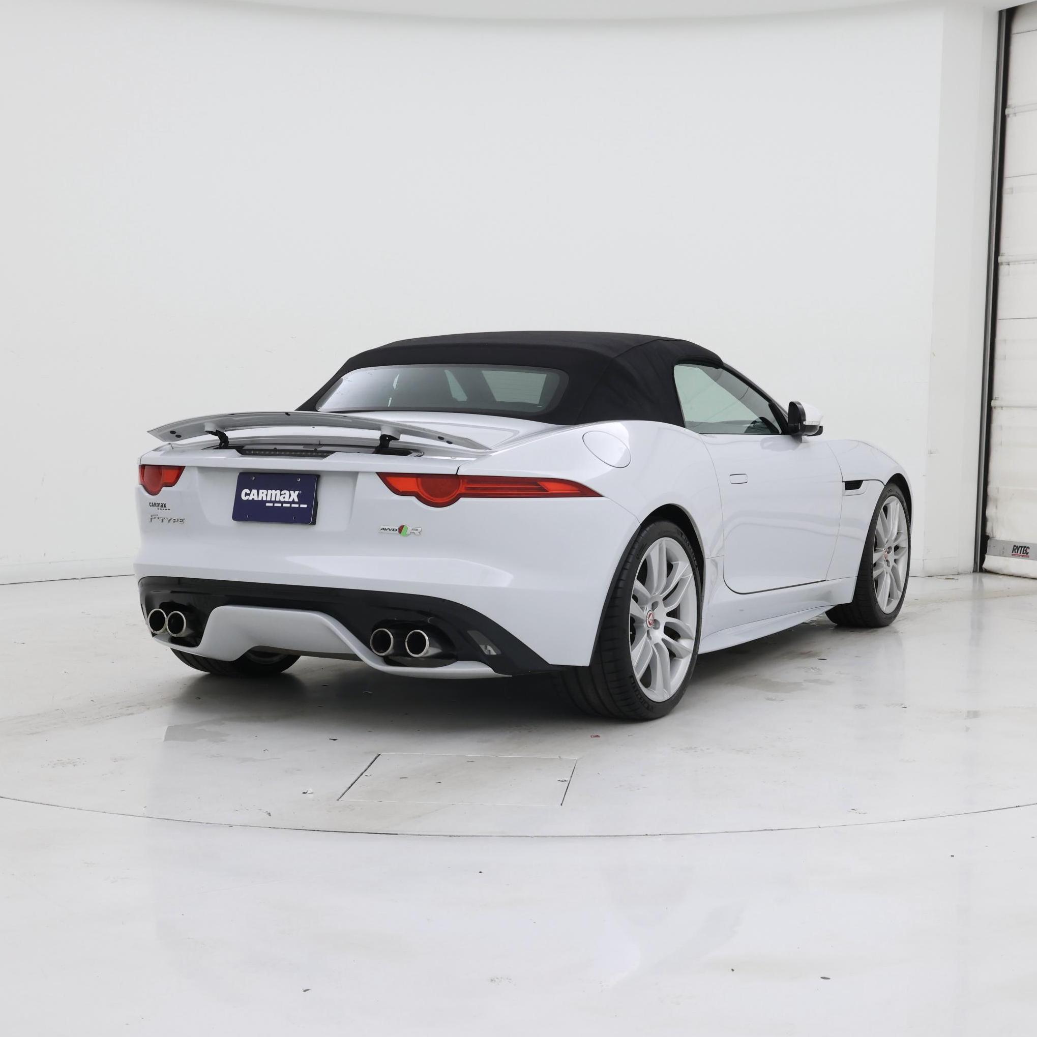 Thumbnail: 2017 Jaguar F-Type - 8